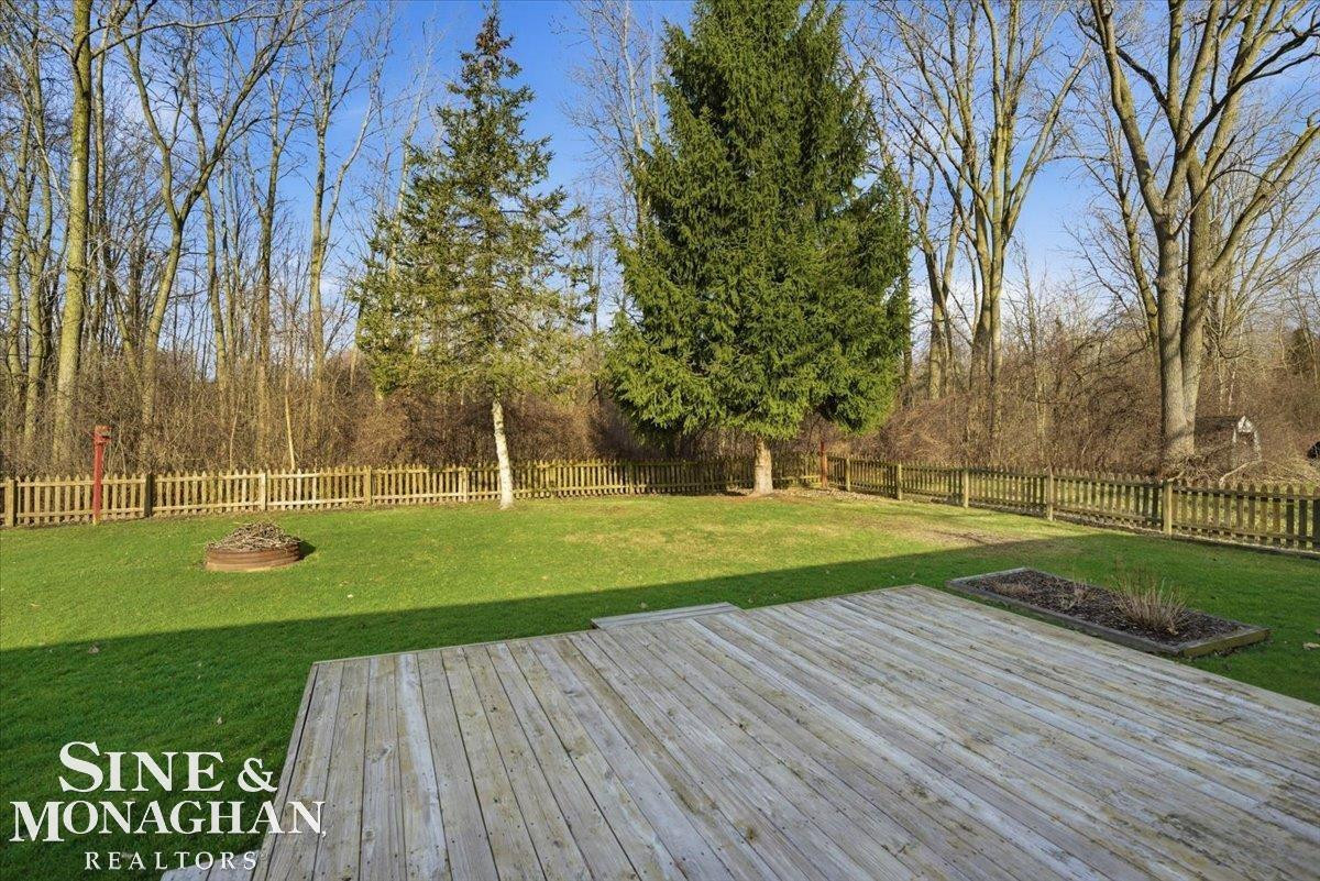 50 Carolina Avenue, Marysville, MI 48040 — Photo 27