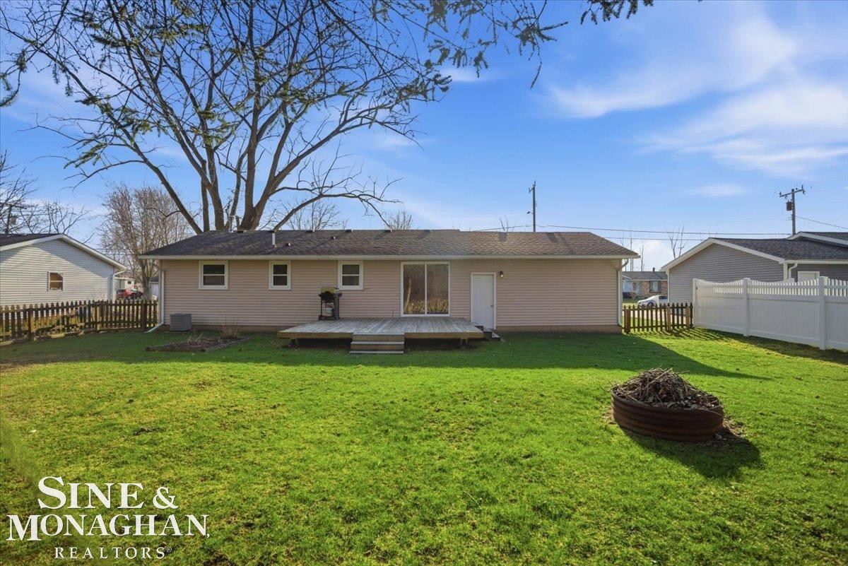 50 Carolina Avenue, Marysville, MI 48040 — Photo 32