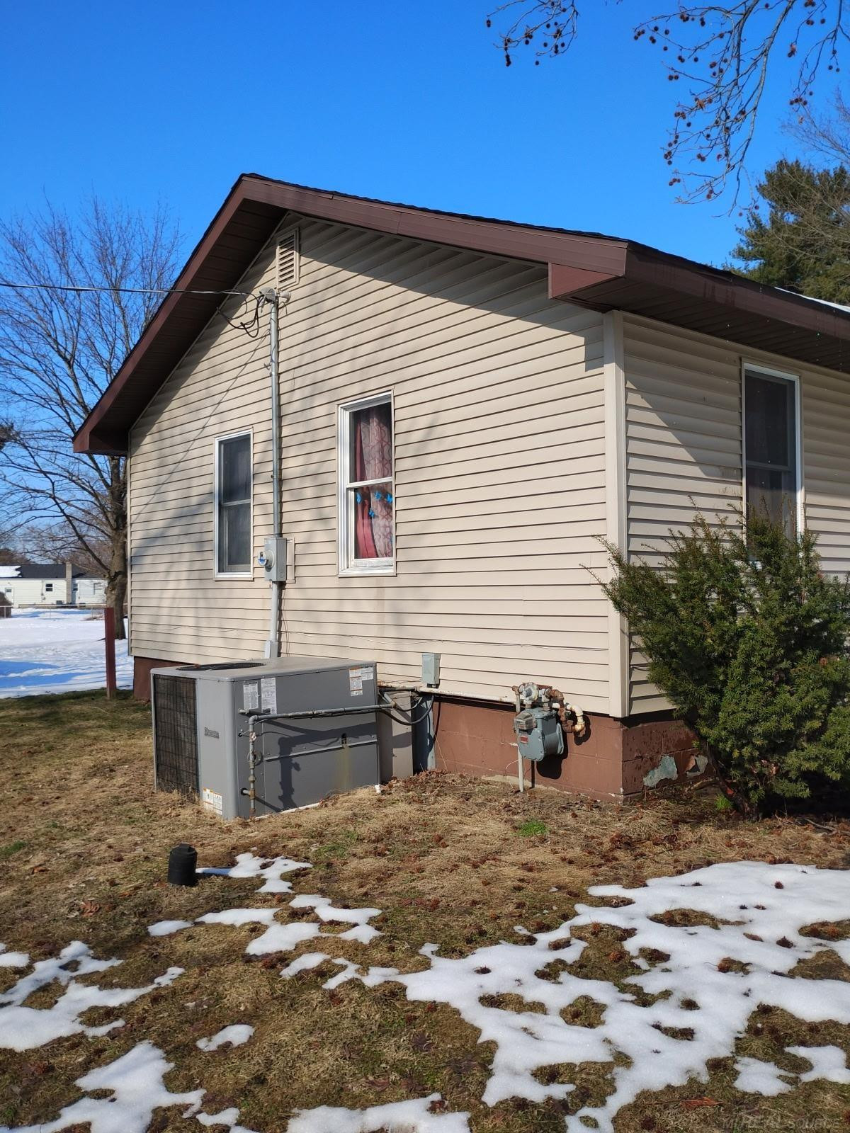 1989 Baldwin Drive, Niles, MI 49120 — Photo 18