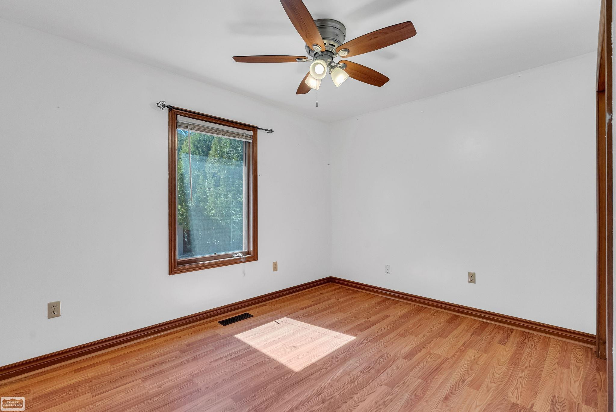 3549 Krafft Road, MI 48059 — Photo 23