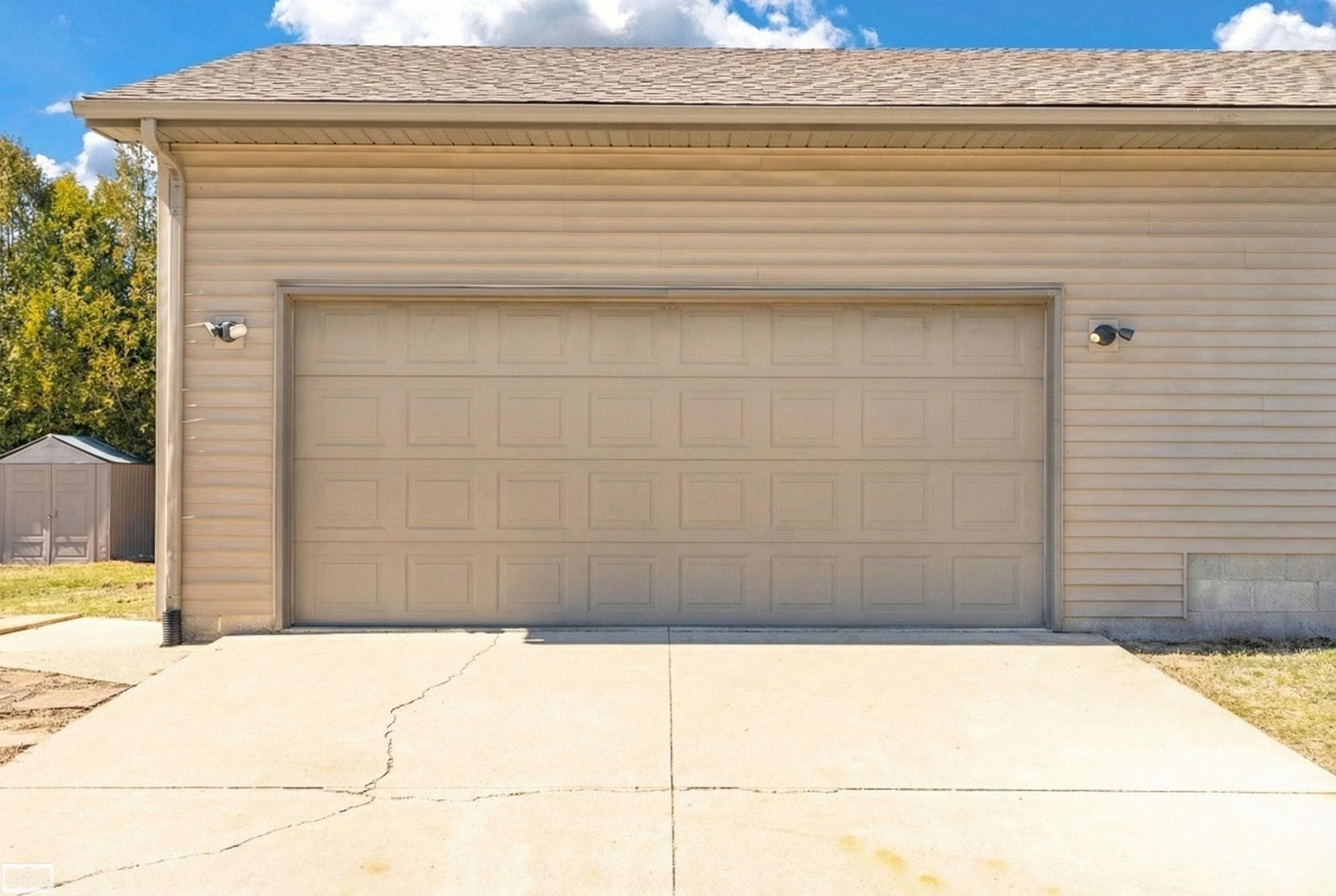 3549 Krafft Road, MI 48059 — Photo 32