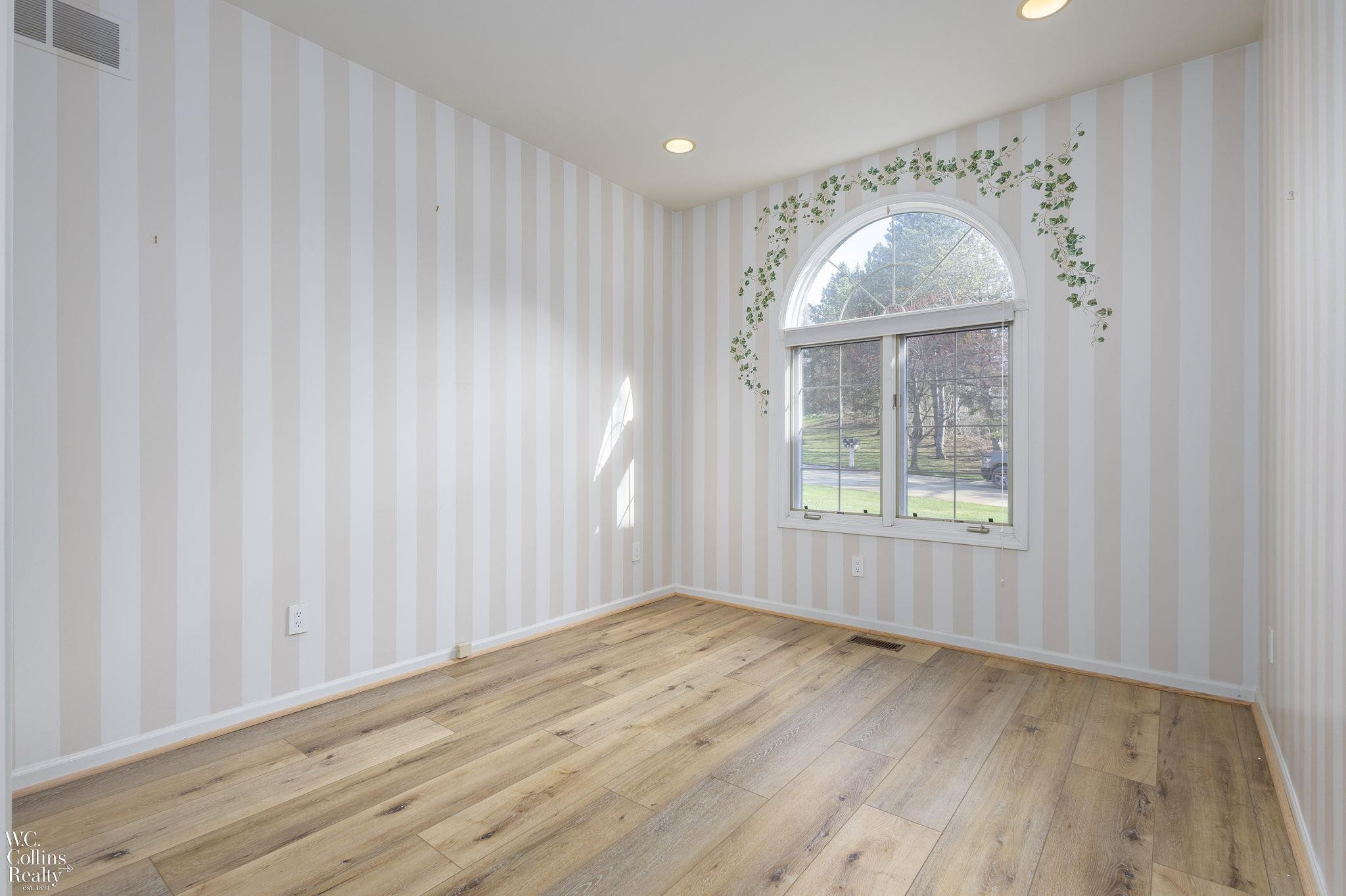 8518 Invitational Drive, 42, MI — Photo 21