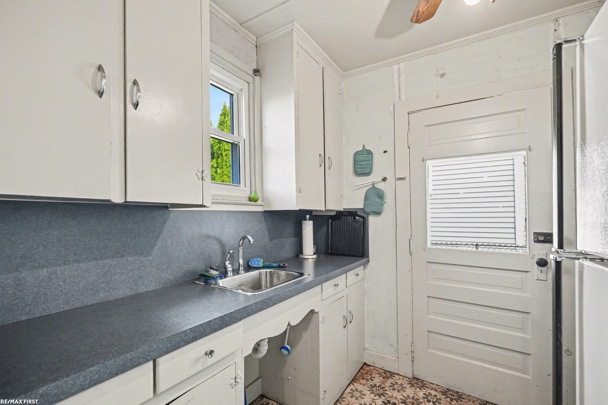 5222 South Channel Drive, MI 48028 — Photo 12