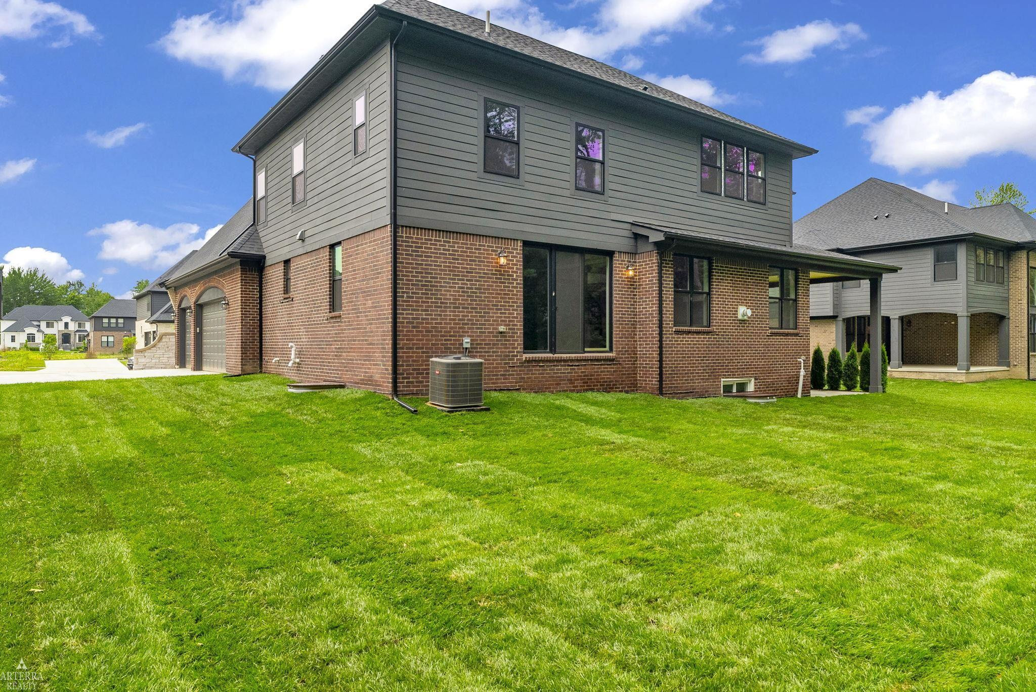 11891 Ovation Court, Shelby Twp, MI 48315 — Photo 4