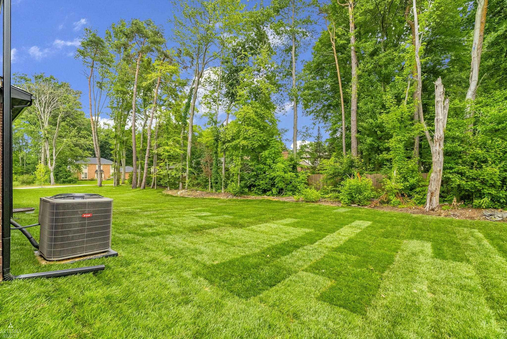 11891 Ovation Court, Shelby Twp, MI 48315 — Photo 6
