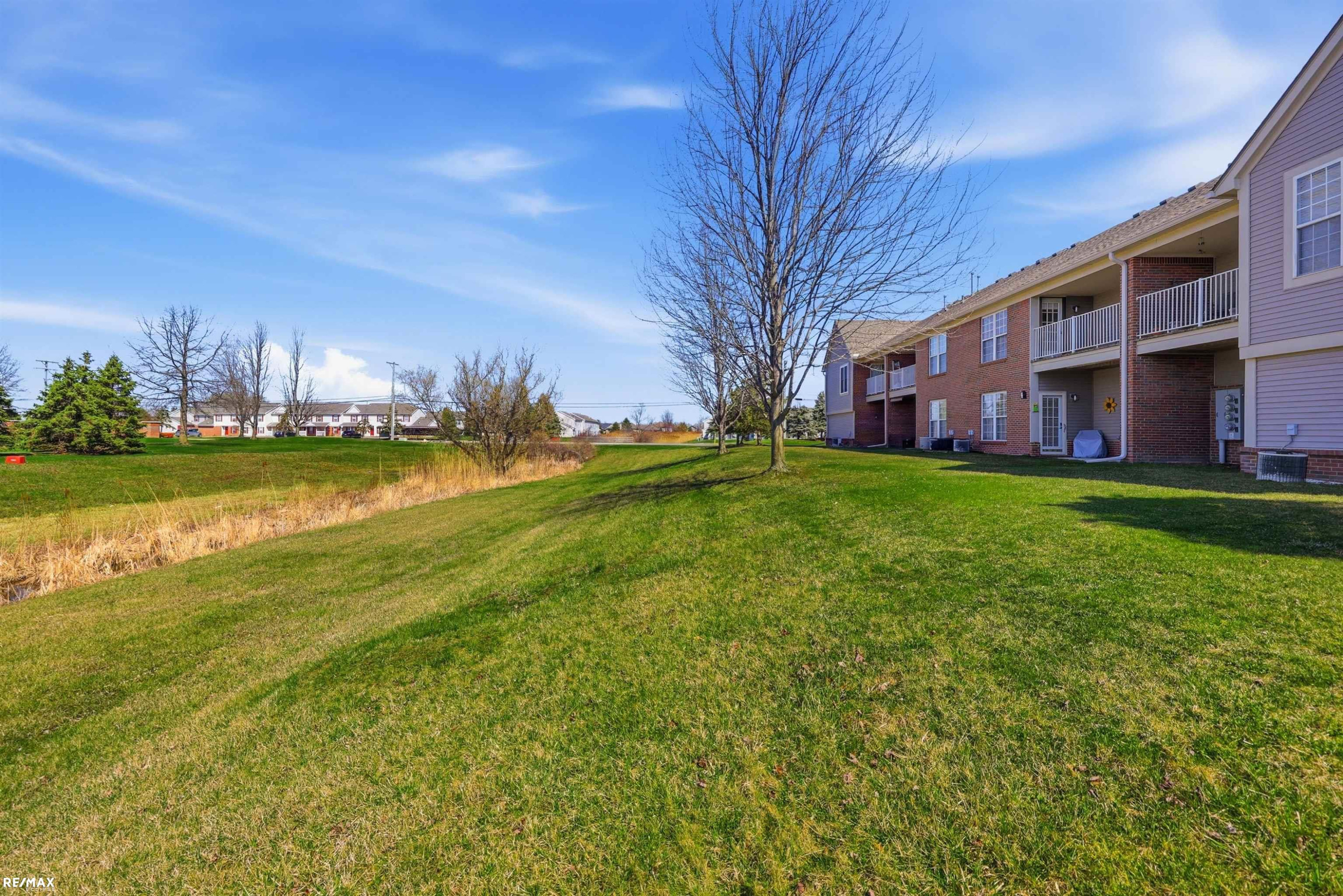 51829 Lionel Lane, MI — Photo 23