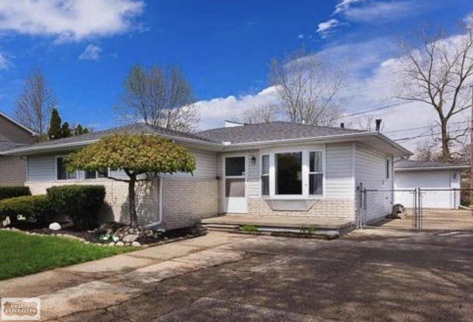 50550 Lagae Street, New Baltimore, MI 48047 — Photo 2