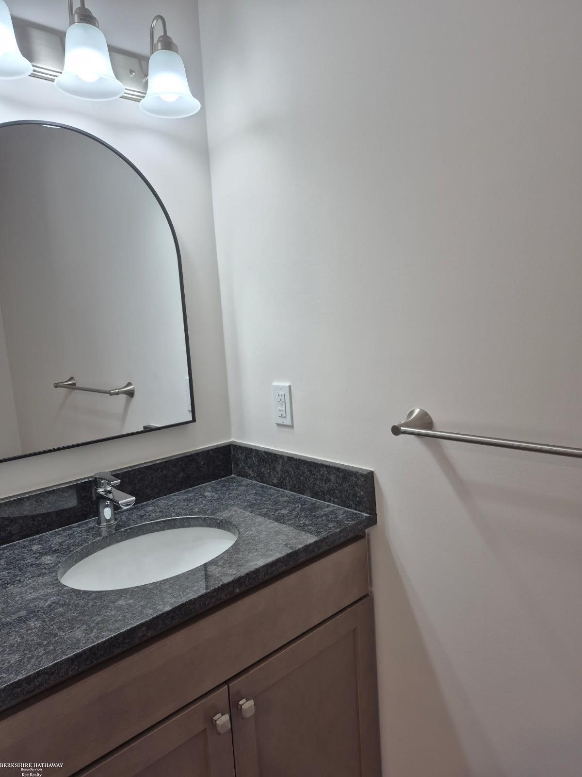 28017 Ginley Street, Roseville, MI 48066 — Photo 22