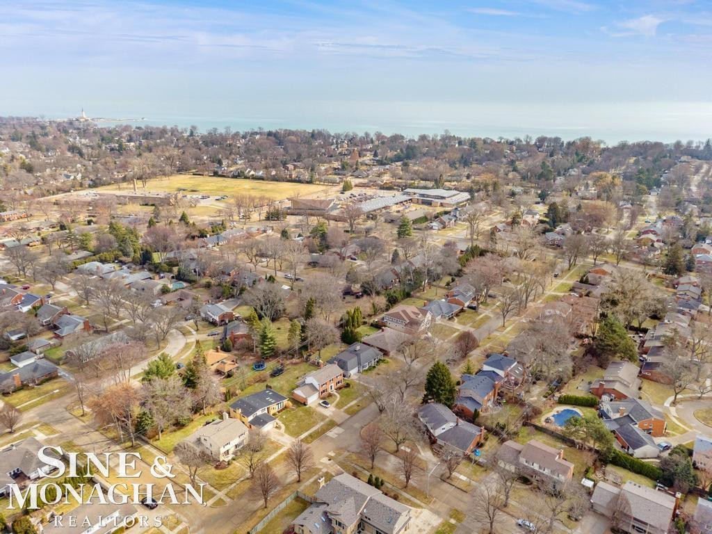 715 Pear Tree Lane, Grosse Pointe Woods, MI 48236 — Photo 55