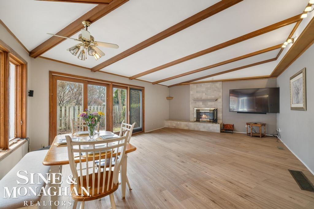 715 Pear Tree Lane, Grosse Pointe Woods, MI 48236 — Photo 16