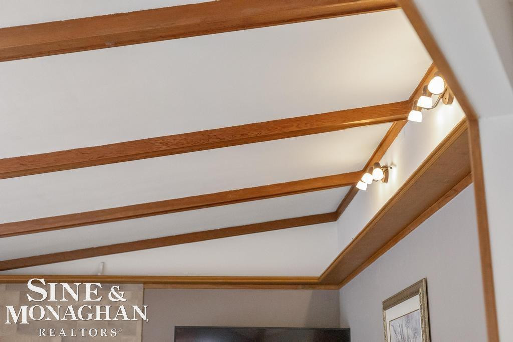 715 Pear Tree Lane, Grosse Pointe Woods, MI 48236 — Photo 17