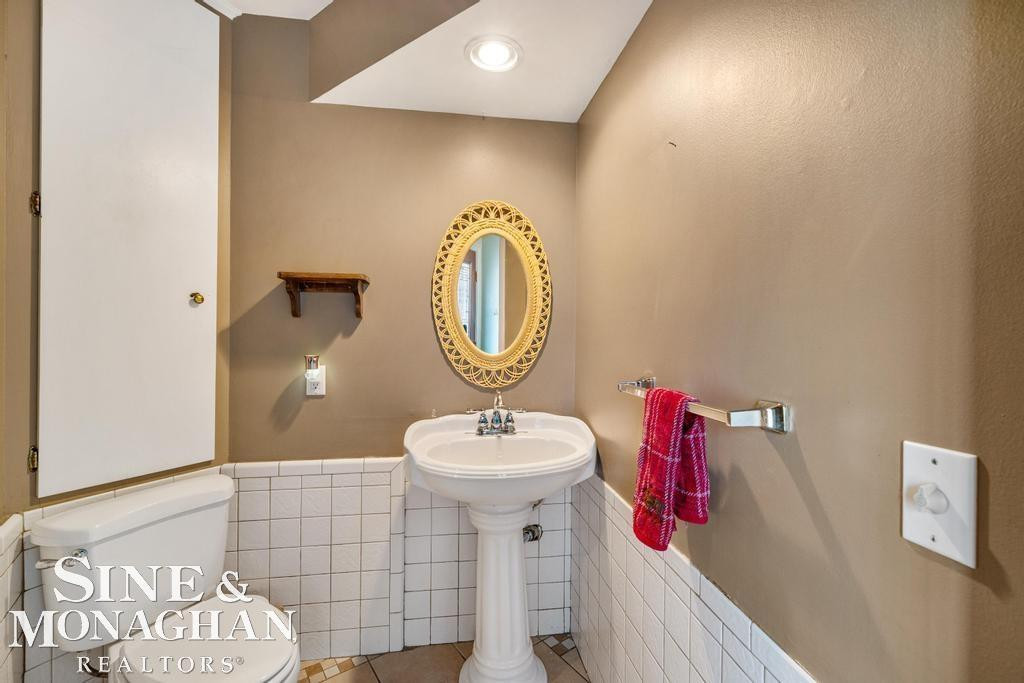 715 Pear Tree Lane, Grosse Pointe Woods, MI 48236 — Photo 25
