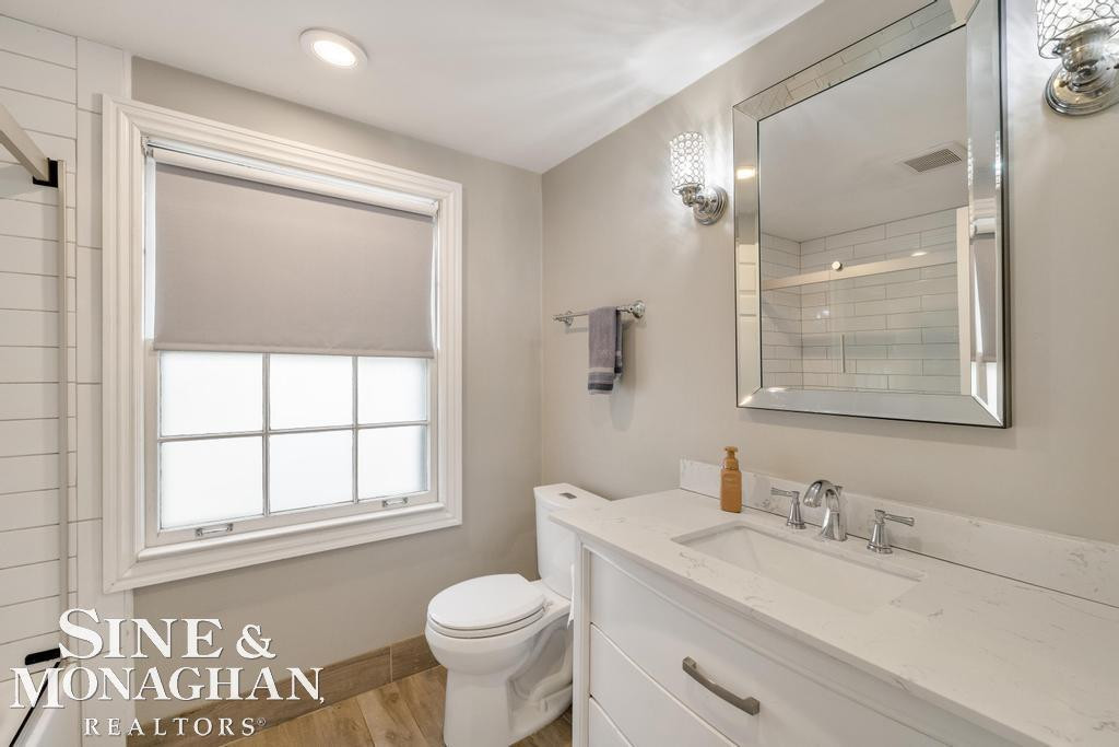 715 Pear Tree Lane, Grosse Pointe Woods, MI 48236 — Photo 31