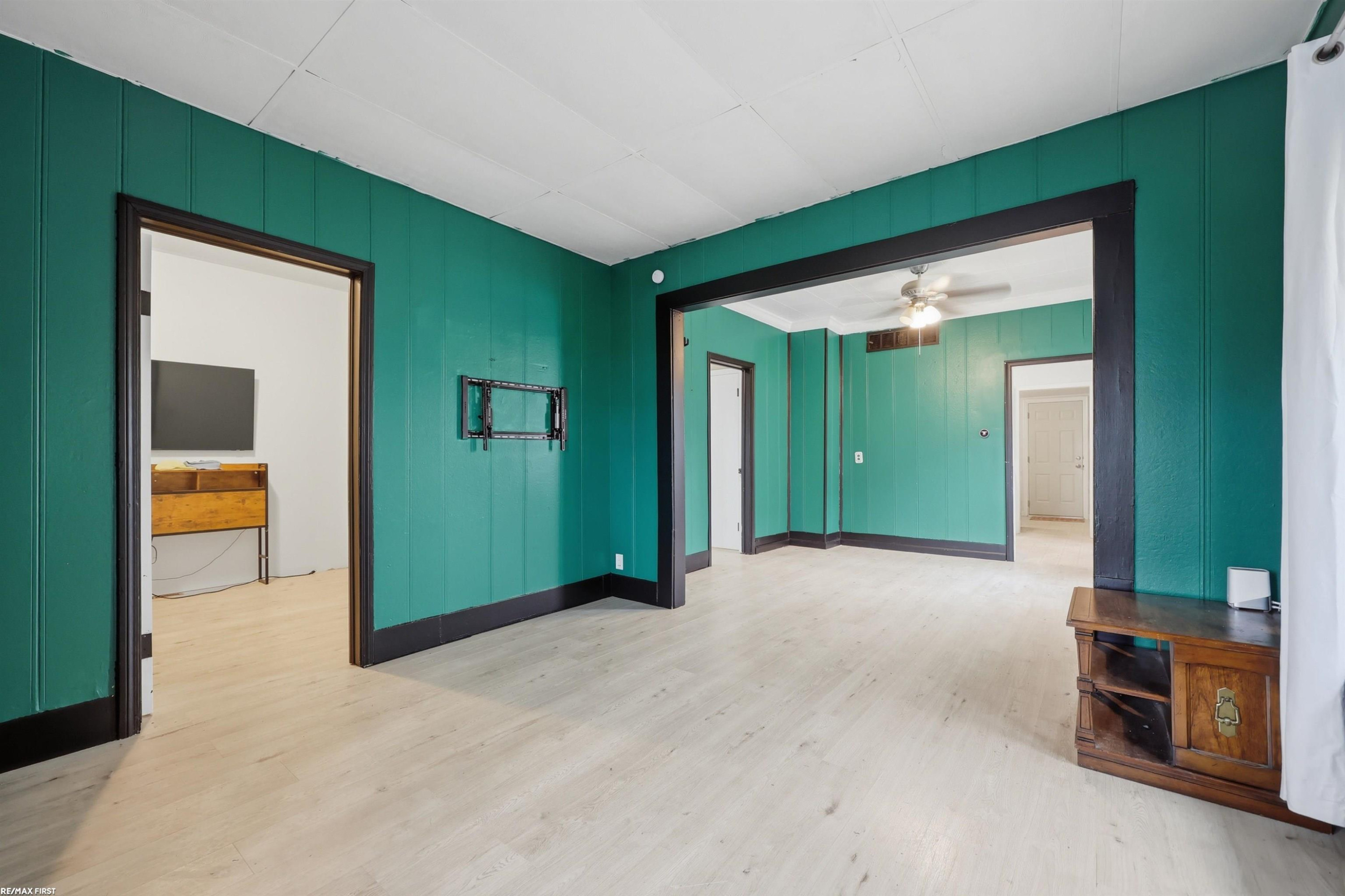 24236 Melrose Avenue, Eastpointe, MI 48021 — Photo 4