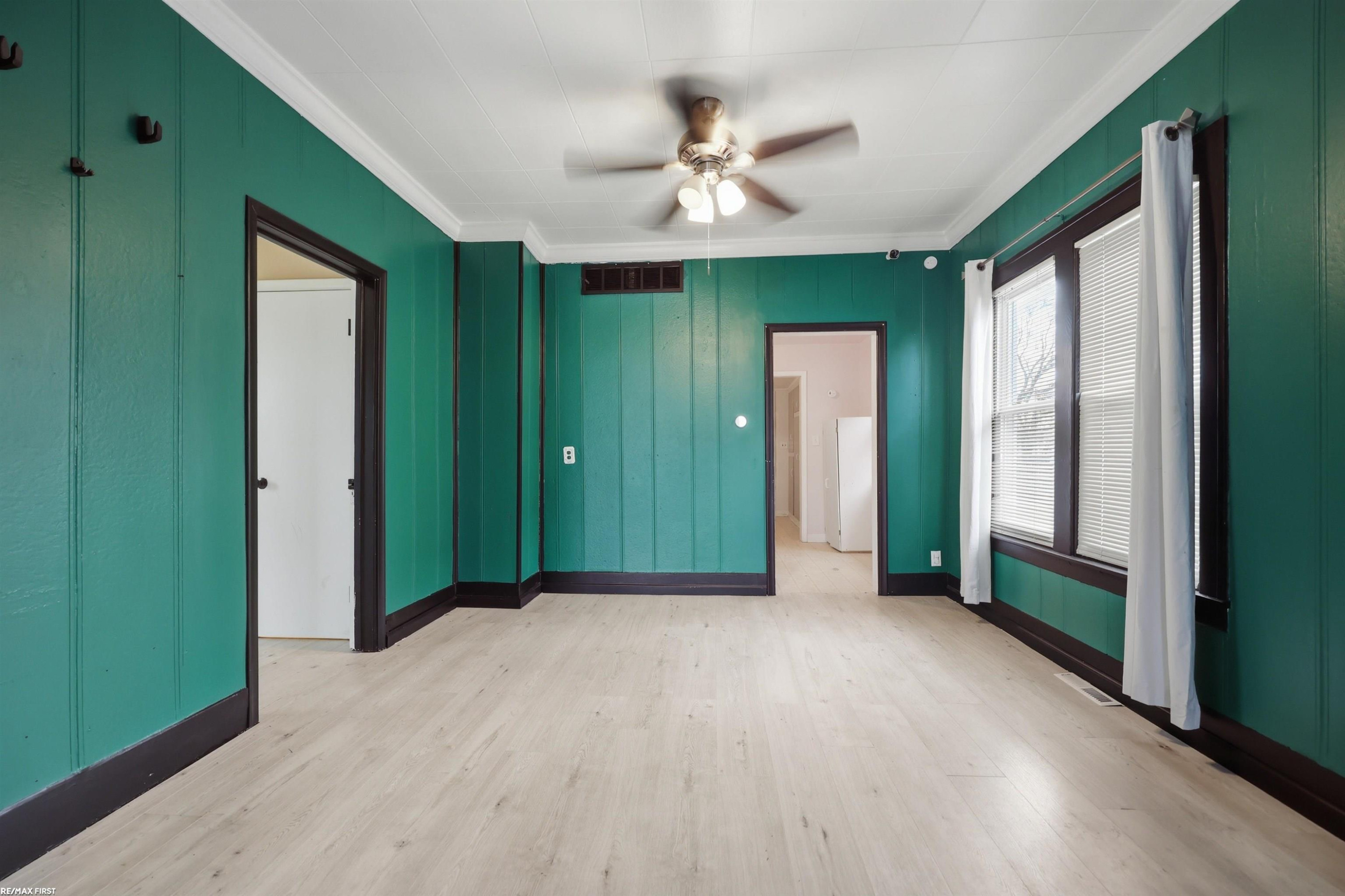 24236 Melrose Avenue, Eastpointe, MI 48021 — Photo 8