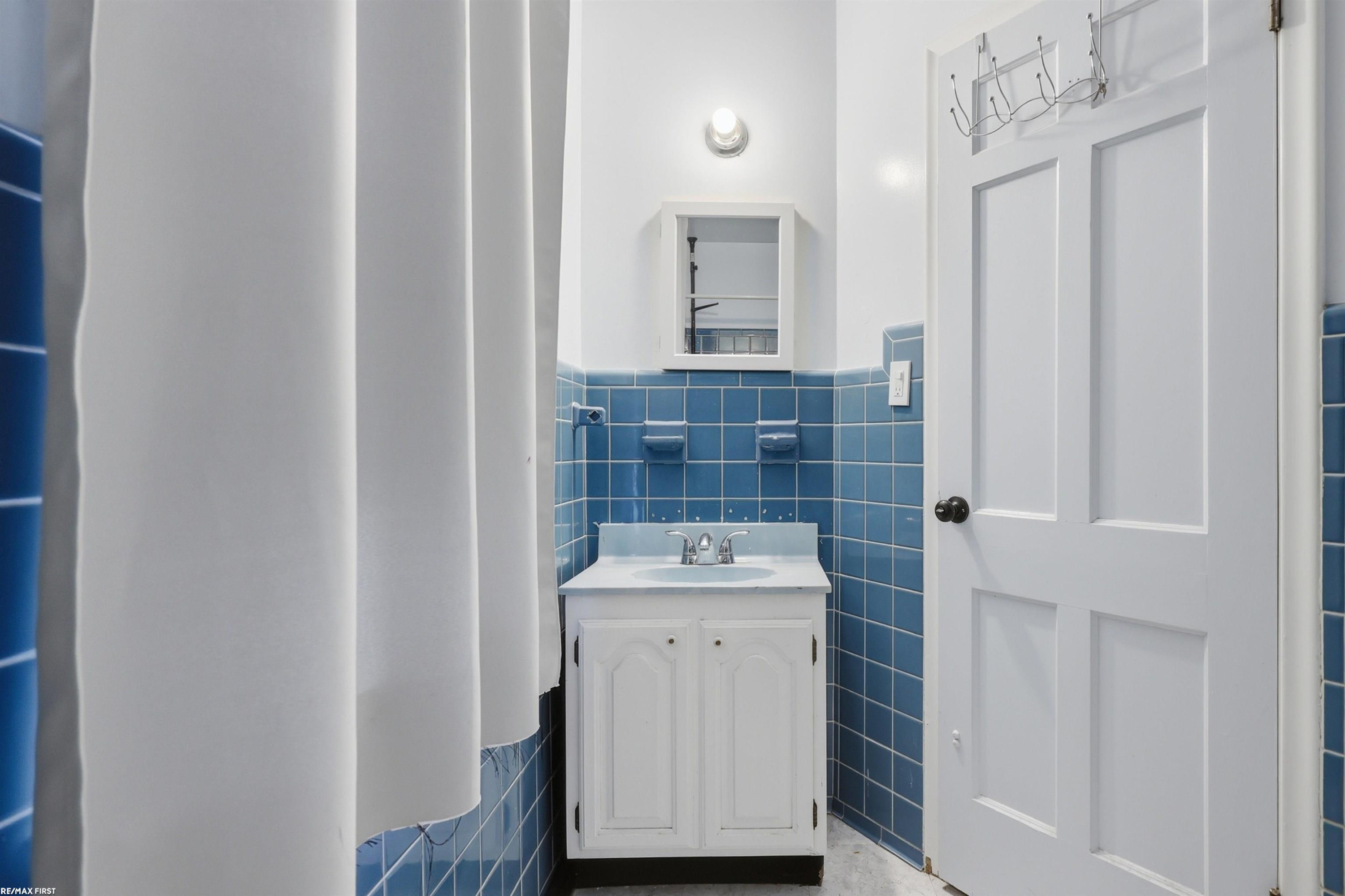 24236 Melrose Avenue, Eastpointe, MI 48021 — Photo 15