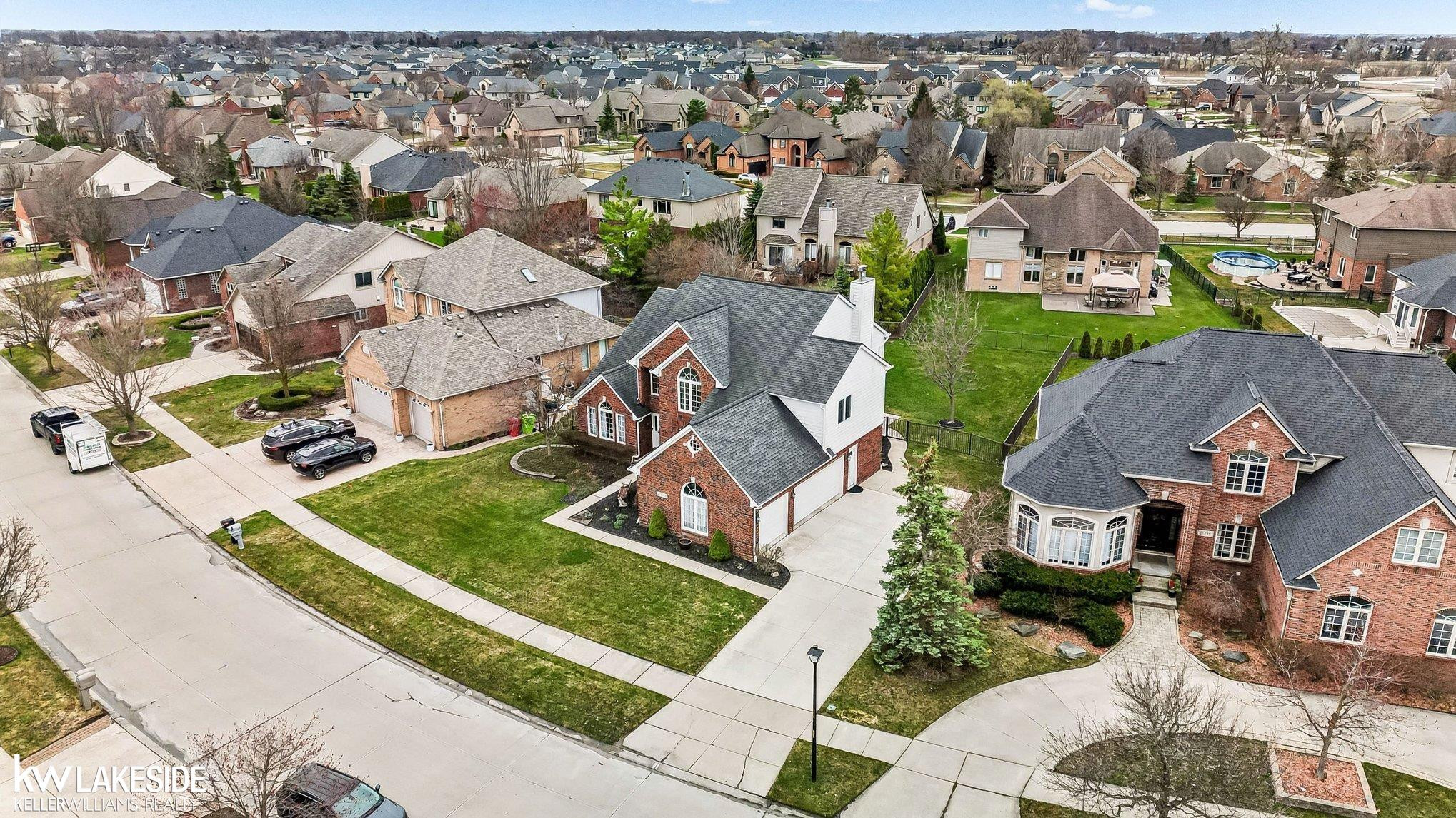 17252 Muirfield Drive, Macomb, MI 48042 — Photo 4