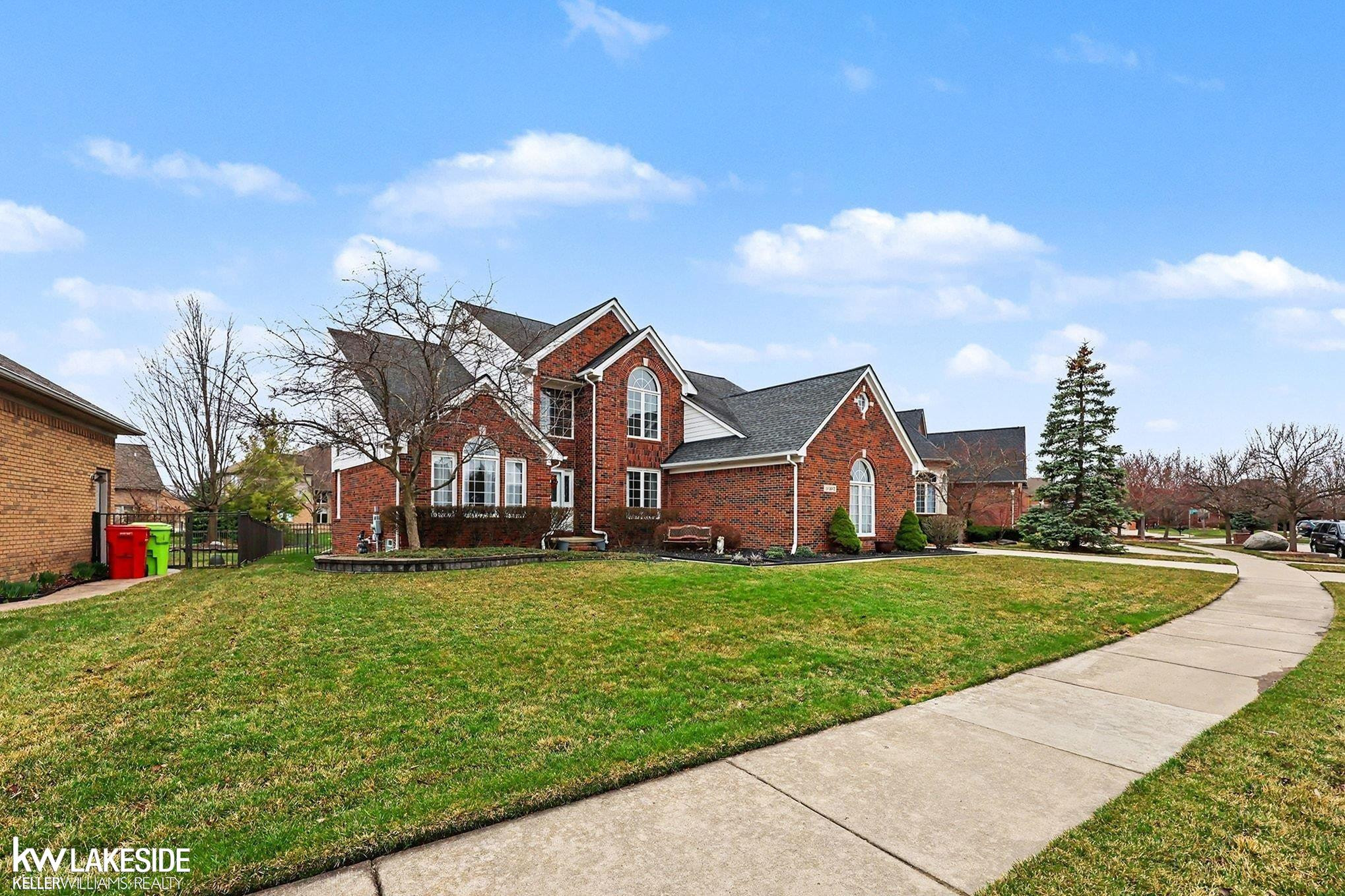 17252 Muirfield Drive, Macomb, MI 48042 — Photo 6