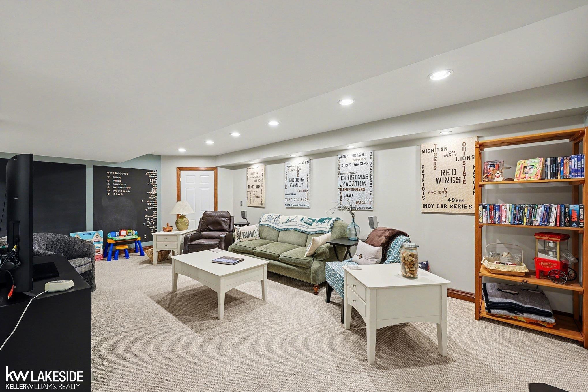 17252 Muirfield Drive, Macomb, MI 48042 — Photo 36