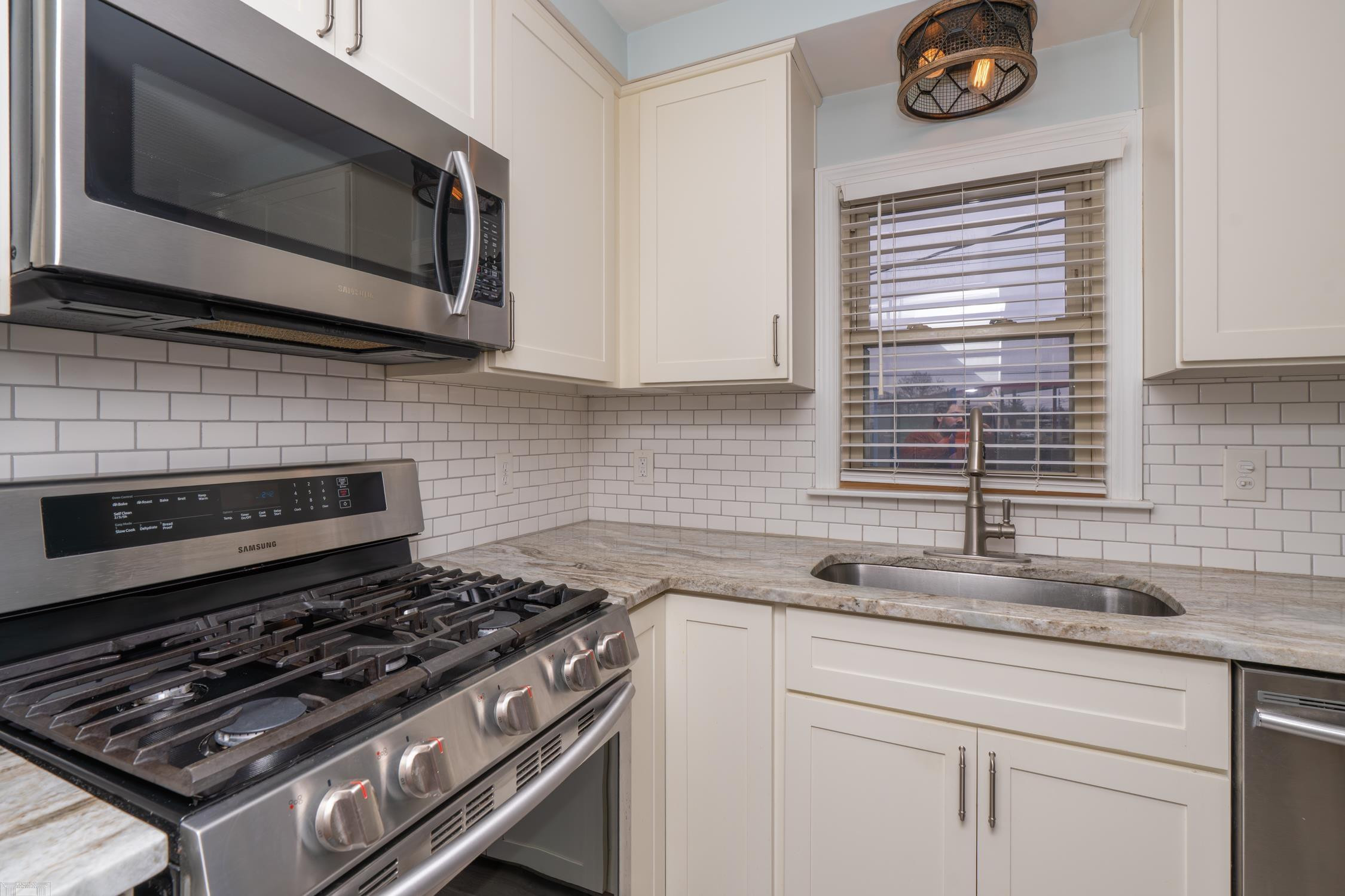 16605 Rosemary Street, Fraser, MI 48026 — Photo 11