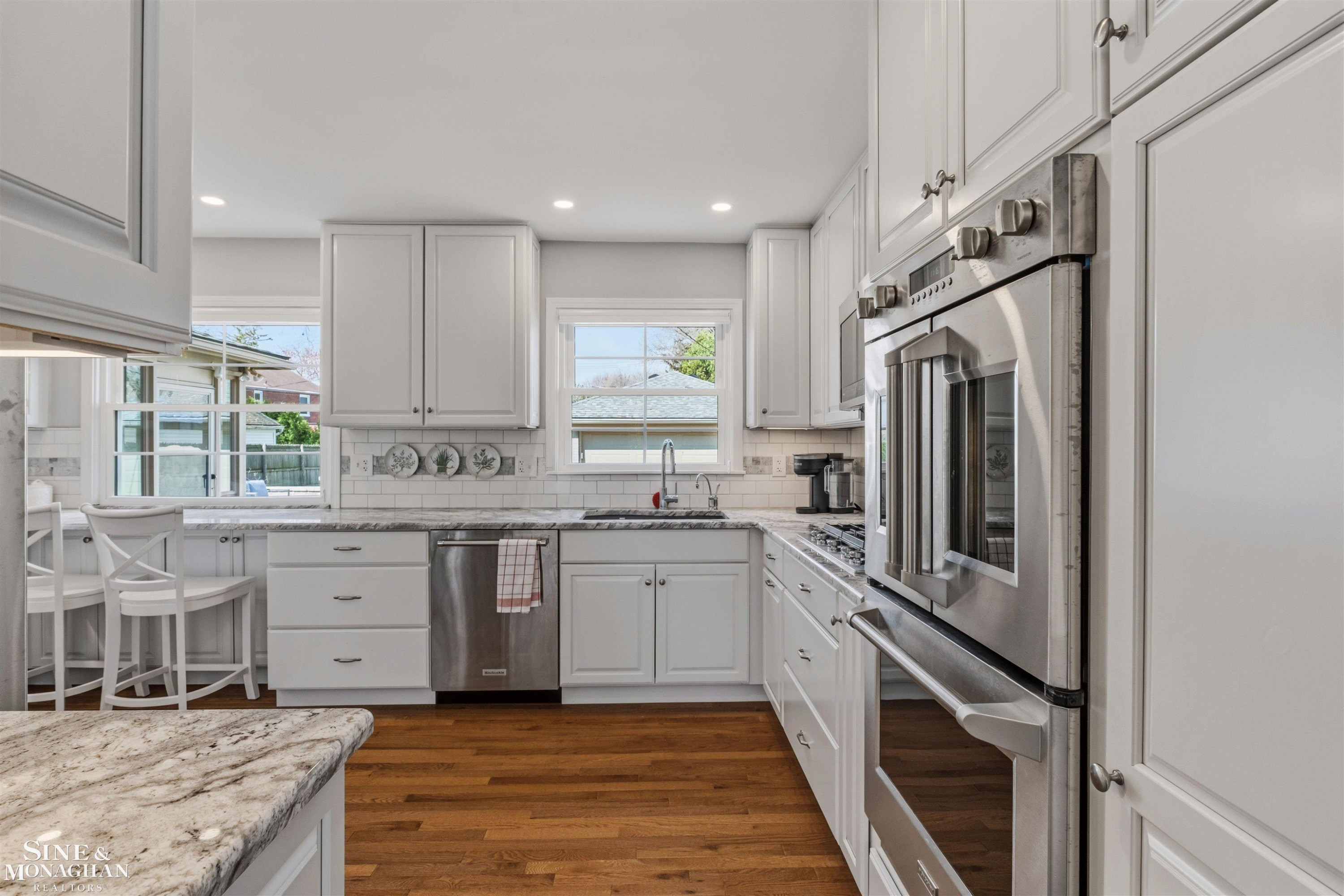 399 Chalfonte Avenue, Grosse Pointe Farms, MI 48236 — Photo 15