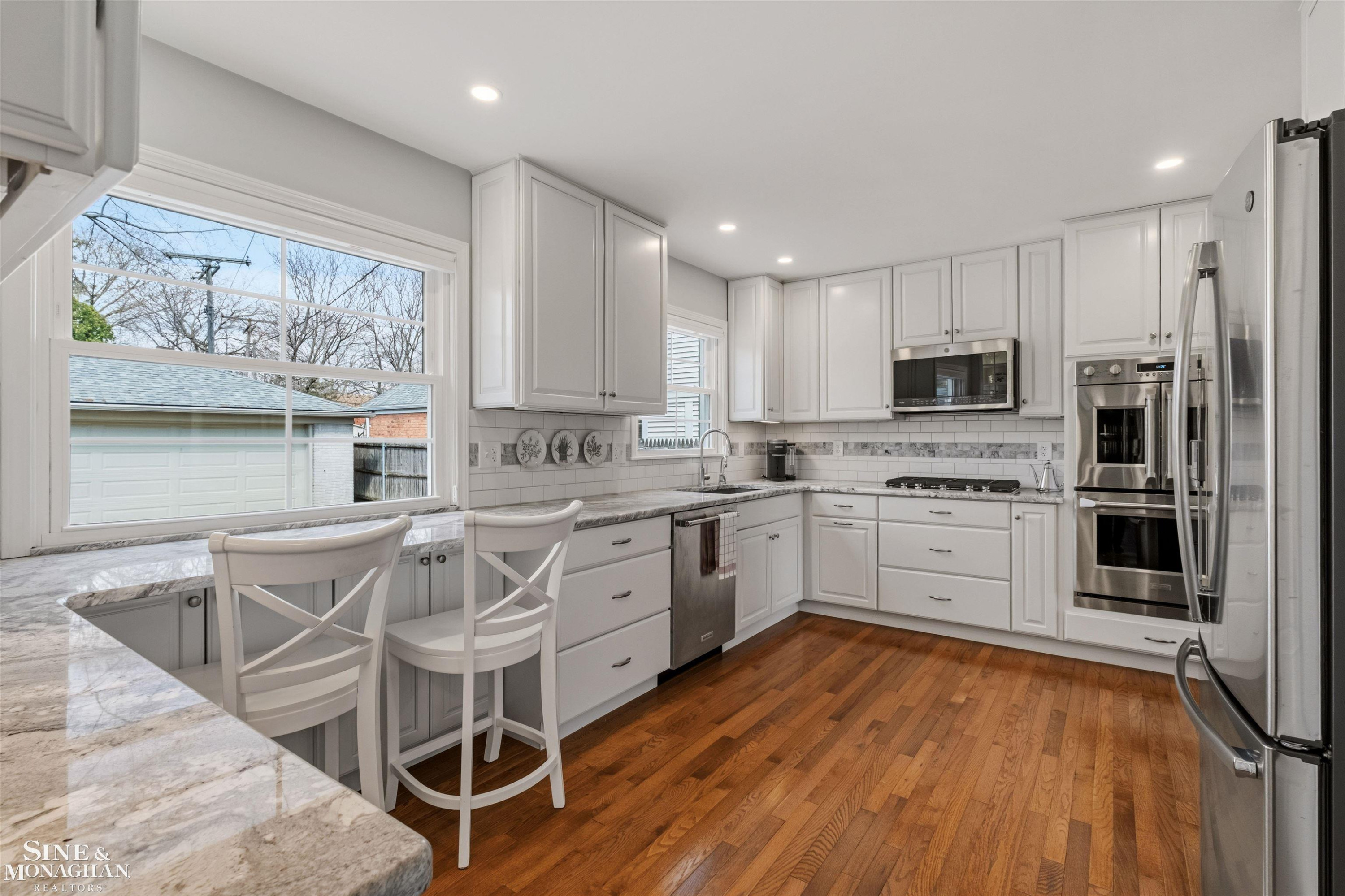 399 Chalfonte Avenue, Grosse Pointe Farms, MI 48236 — Photo 17