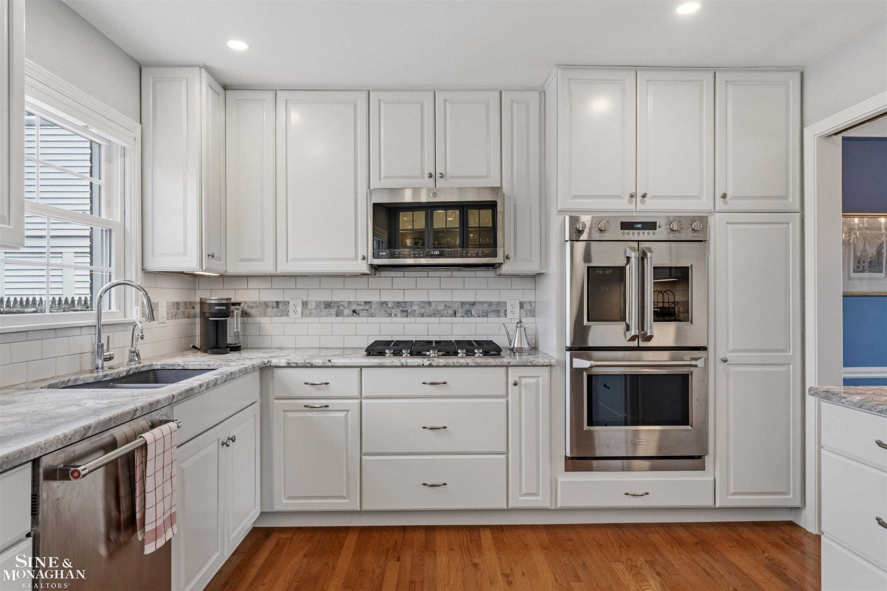 399 Chalfonte Avenue, Grosse Pointe Farms, MI 48236 — Photo 18