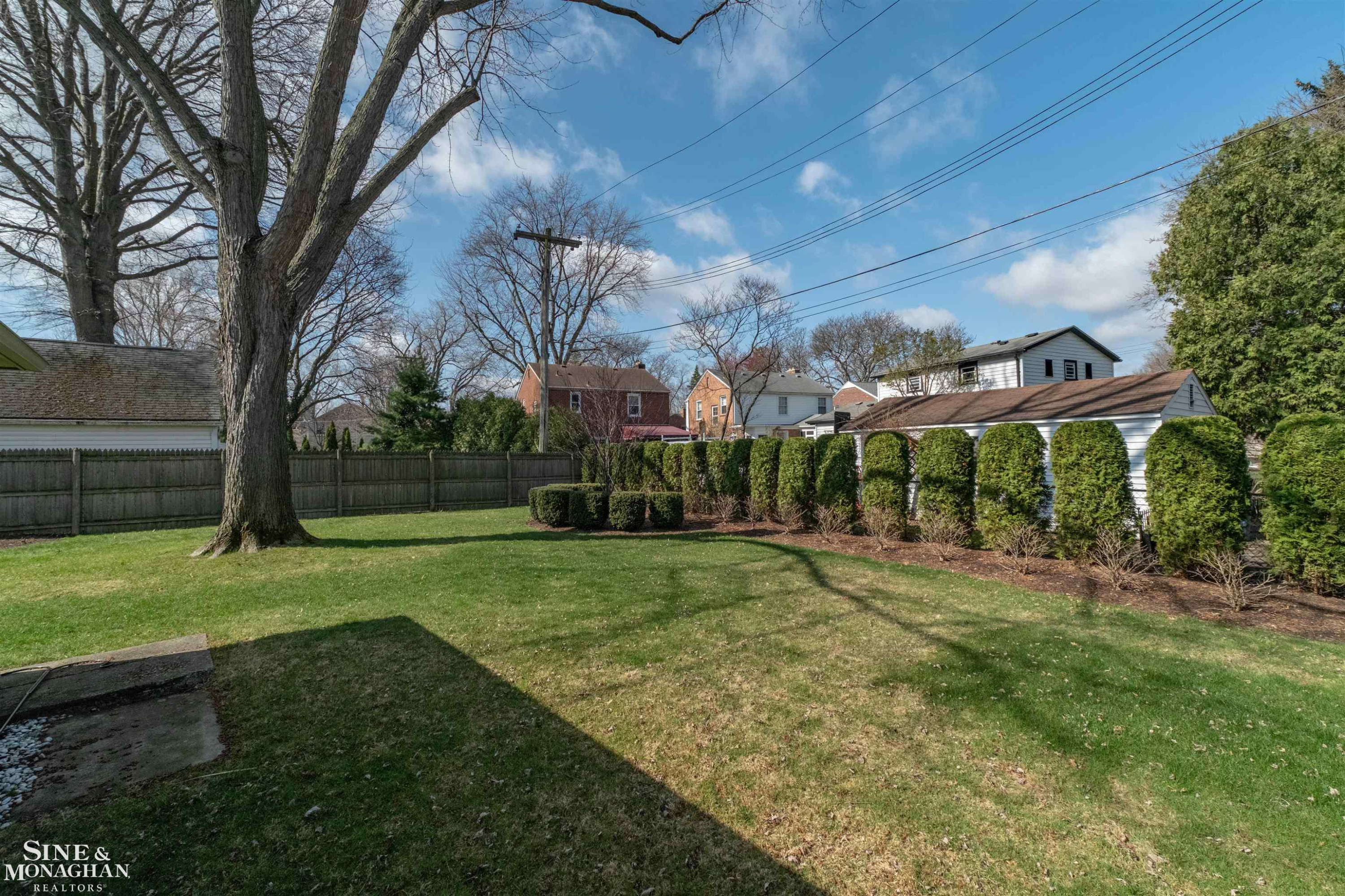 399 Chalfonte Avenue, Grosse Pointe Farms, MI 48236 — Photo 56