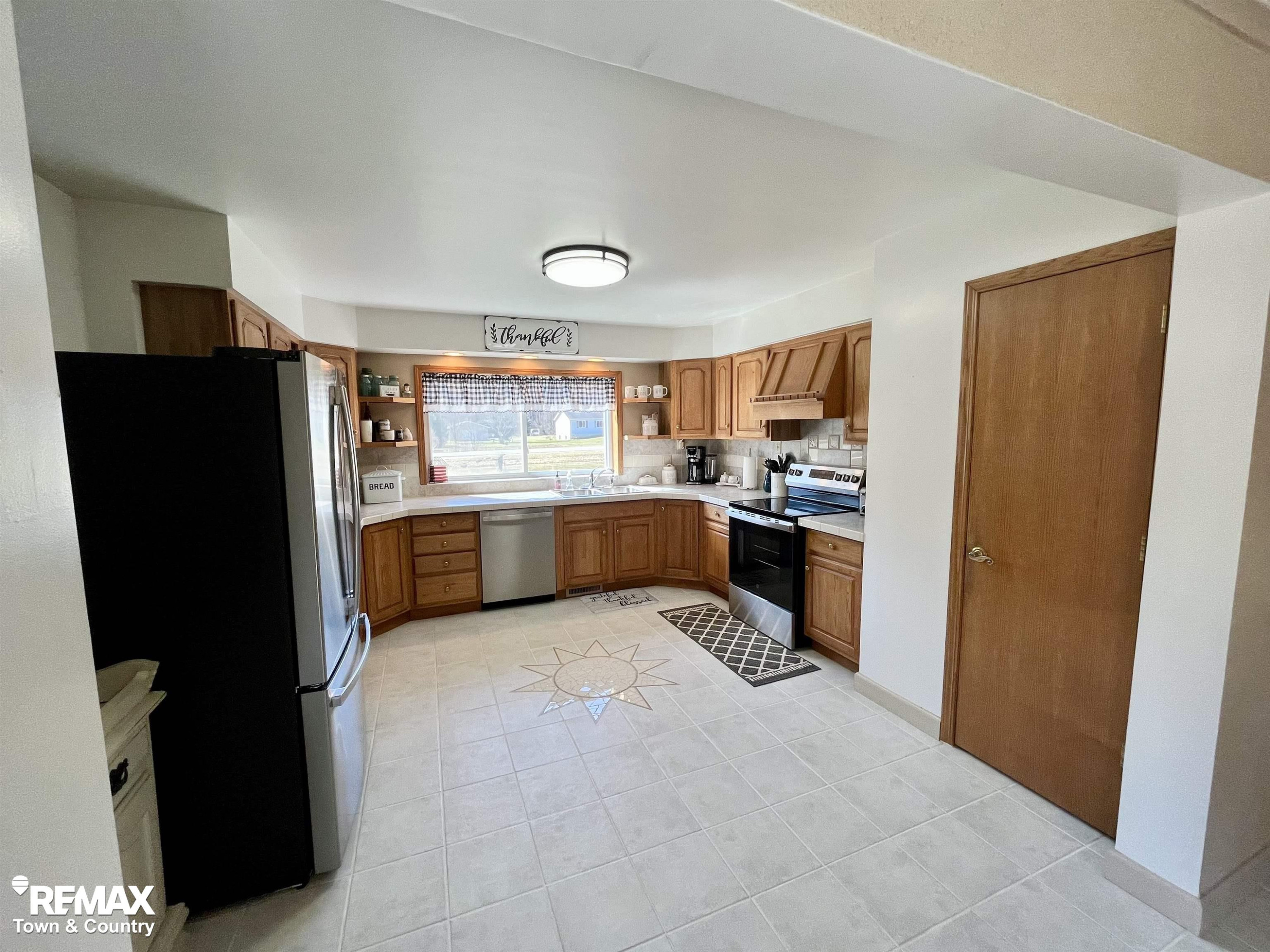 3800 Murphy Lake Road, Millington, MI 48746 — Photo 16