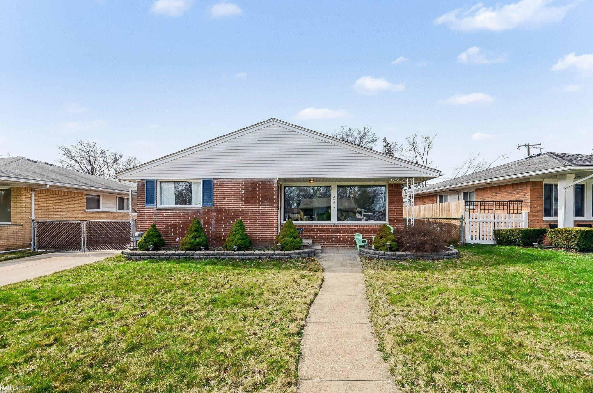 24617 Culver Street, Saint Clair Shores, MI 48080 — Photo 2