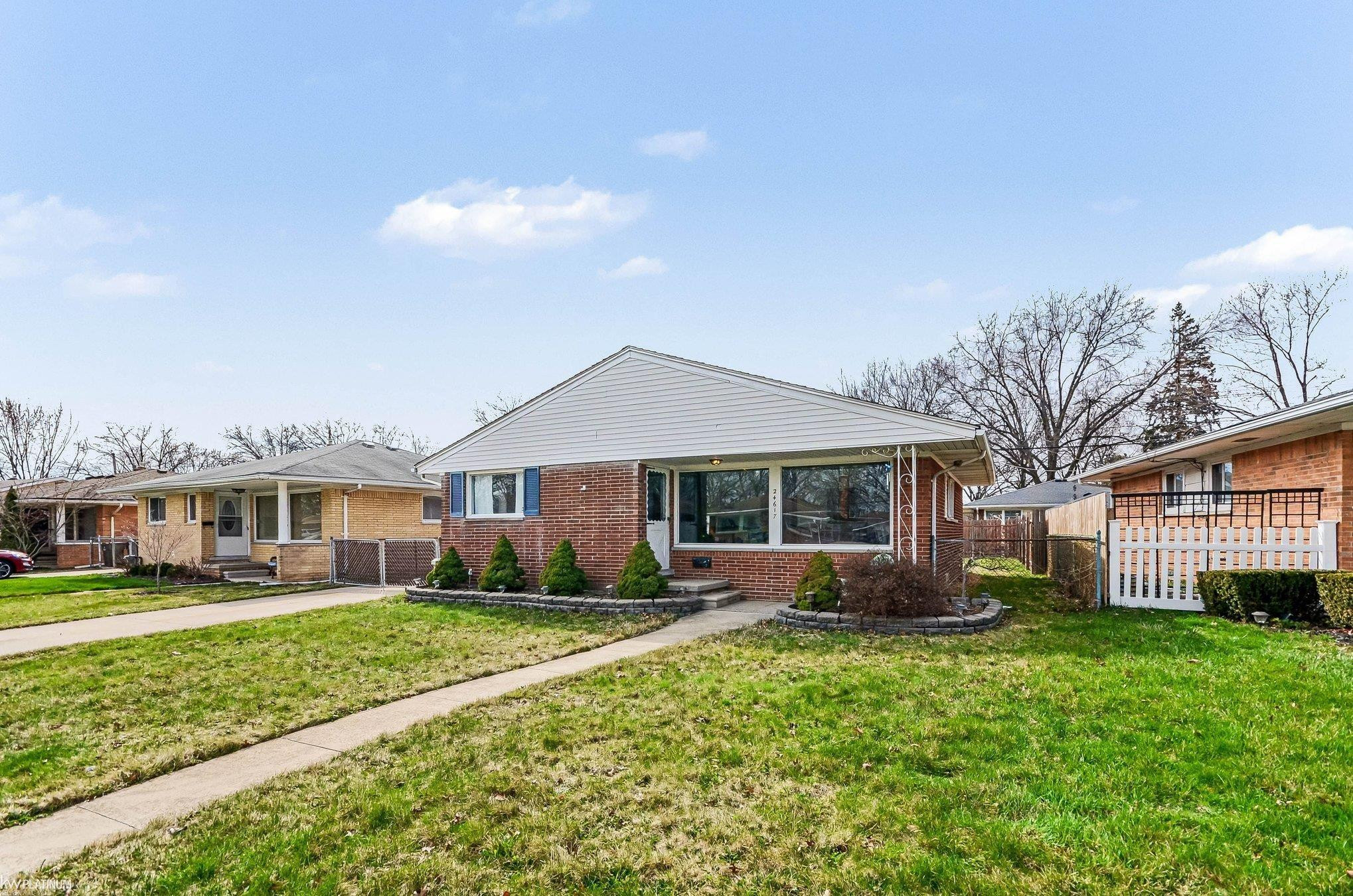 24617 Culver Street, Saint Clair Shores, MI 48080 — Photo 5