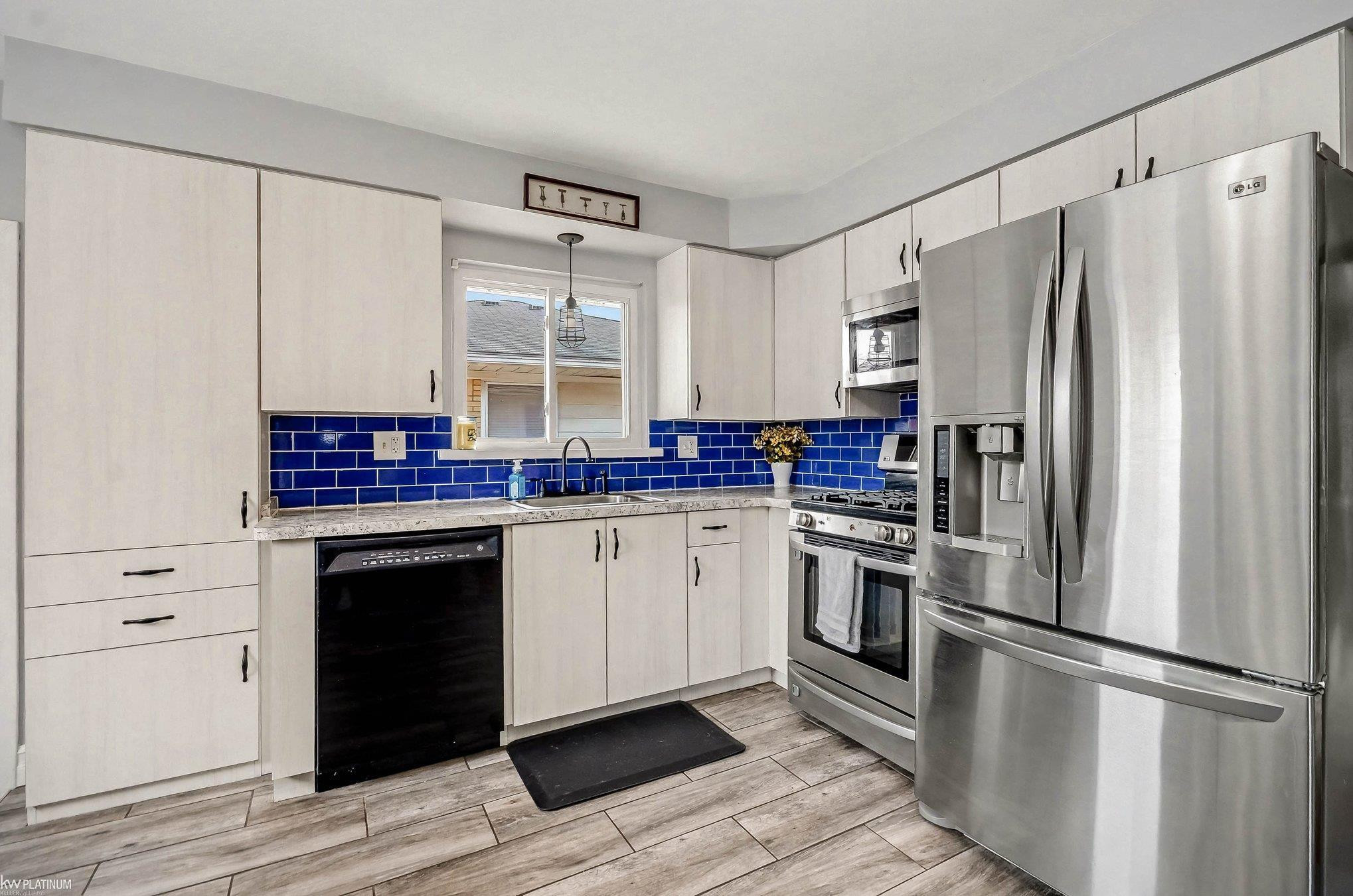 24617 Culver Street, Saint Clair Shores, MI 48080 — Photo 11