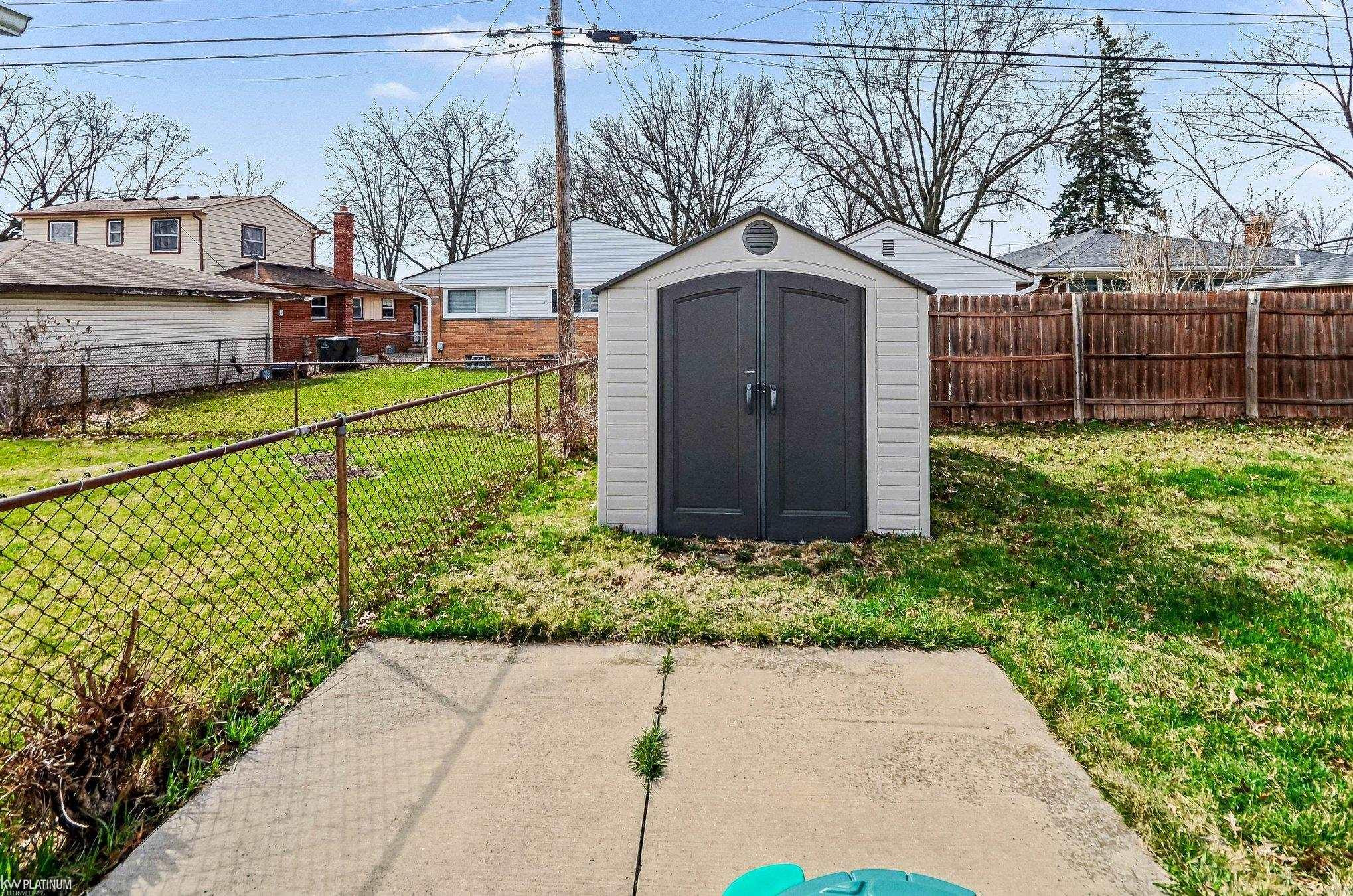 24617 Culver Street, Saint Clair Shores, MI 48080 — Photo 24