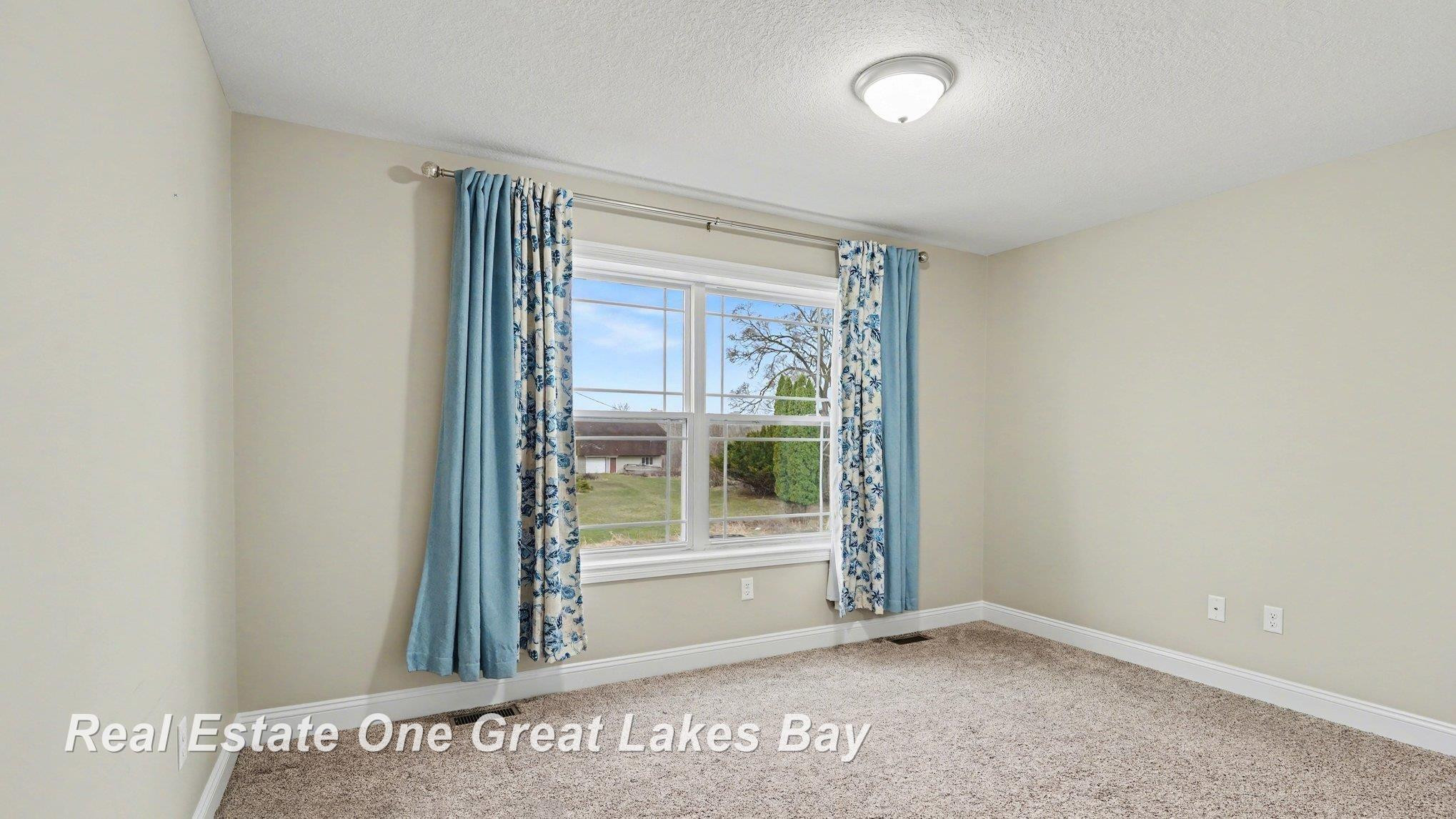 11480 Wilkinson Road, Freeland, MI 48623 — Photo 12