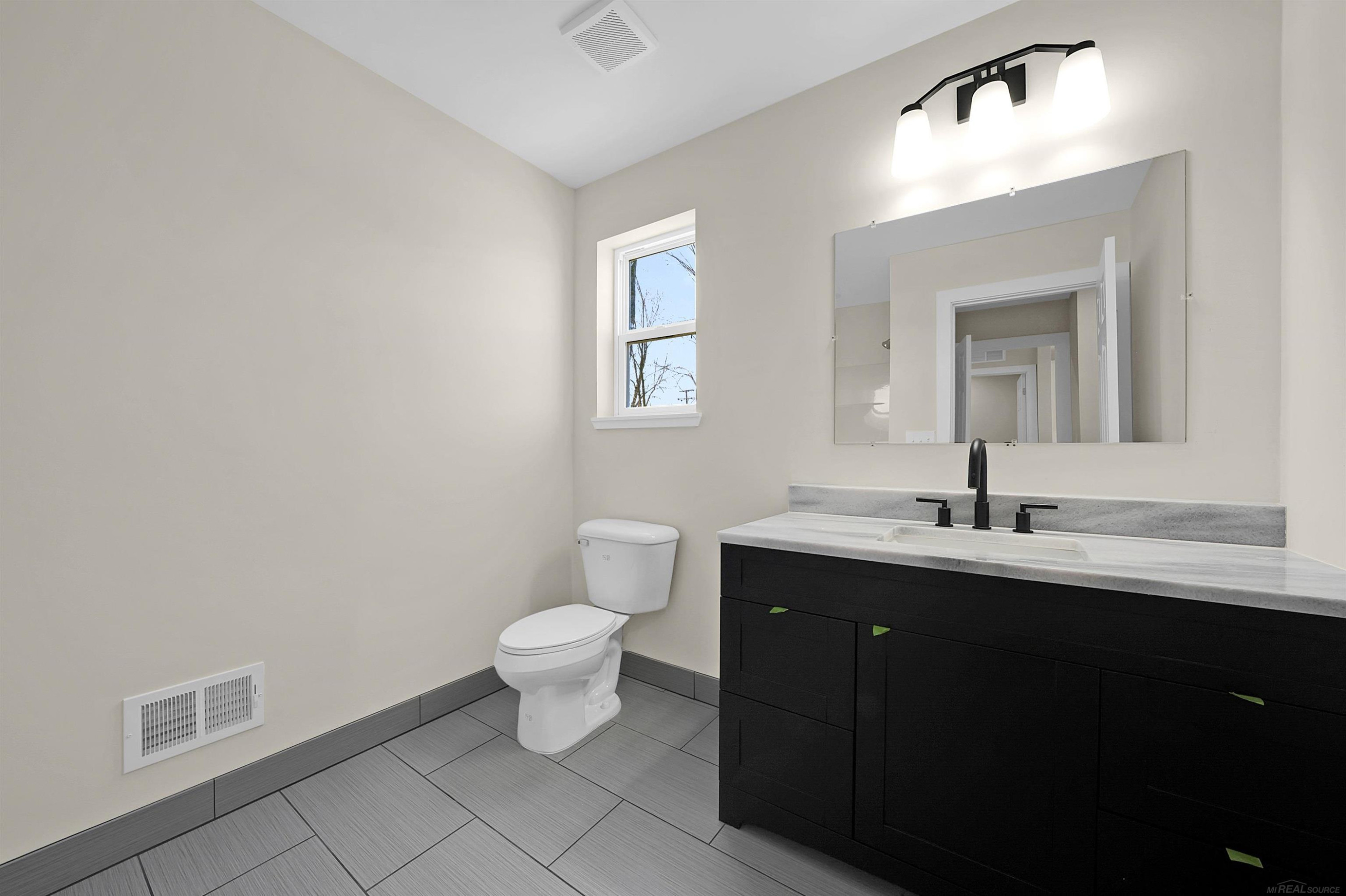 26565 Alray Street, Chesterfield, MI — Photo 24