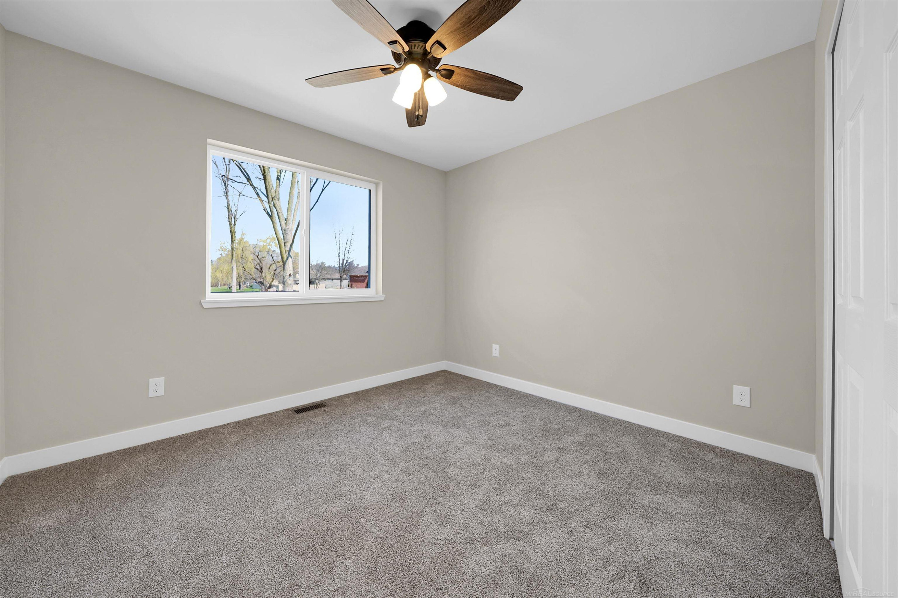 26565 Alray Street, Chesterfield, MI — Photo 29