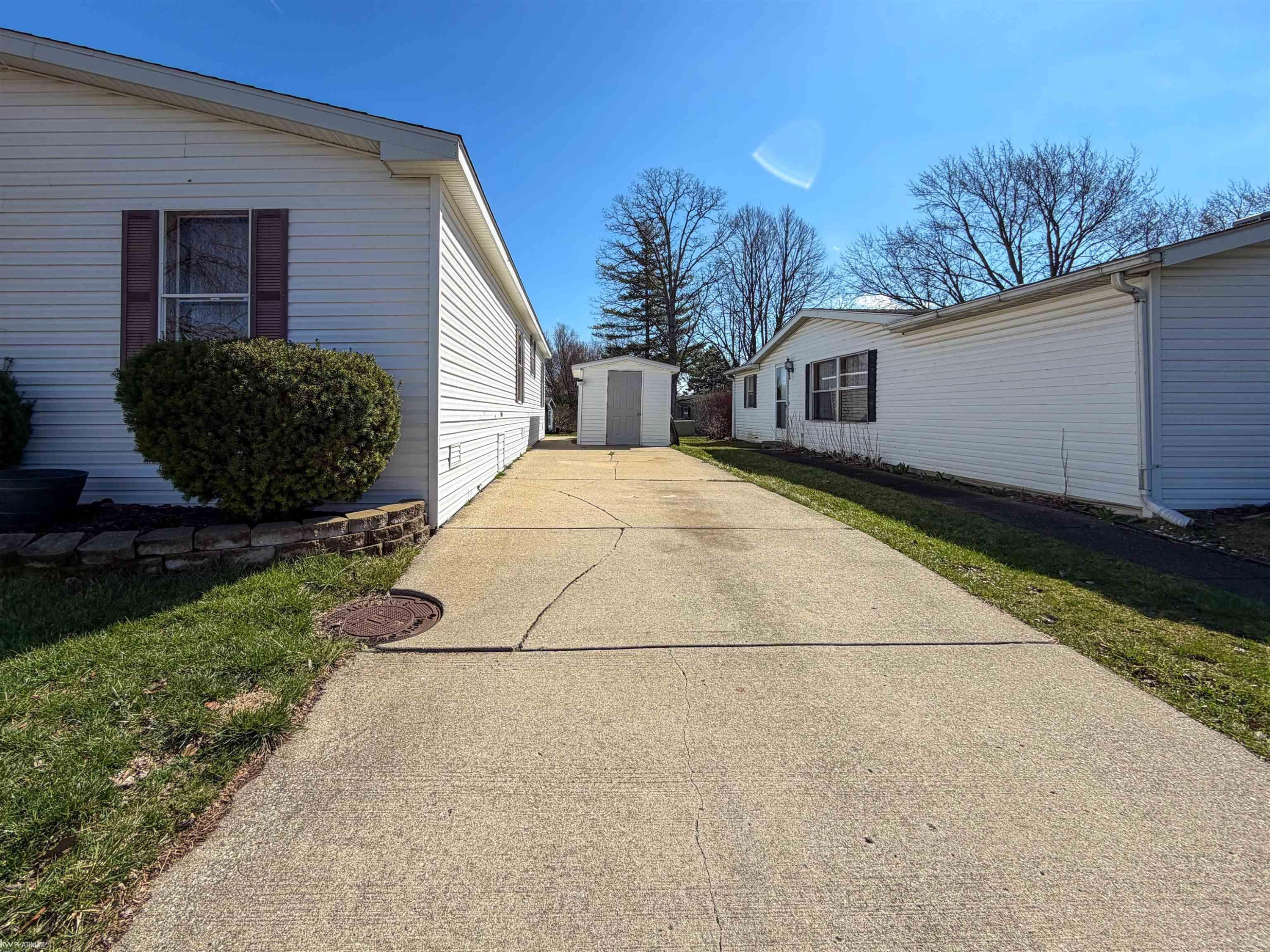 614 Kinglet Street, Rochester Hills, MI 48309 — Photo 3