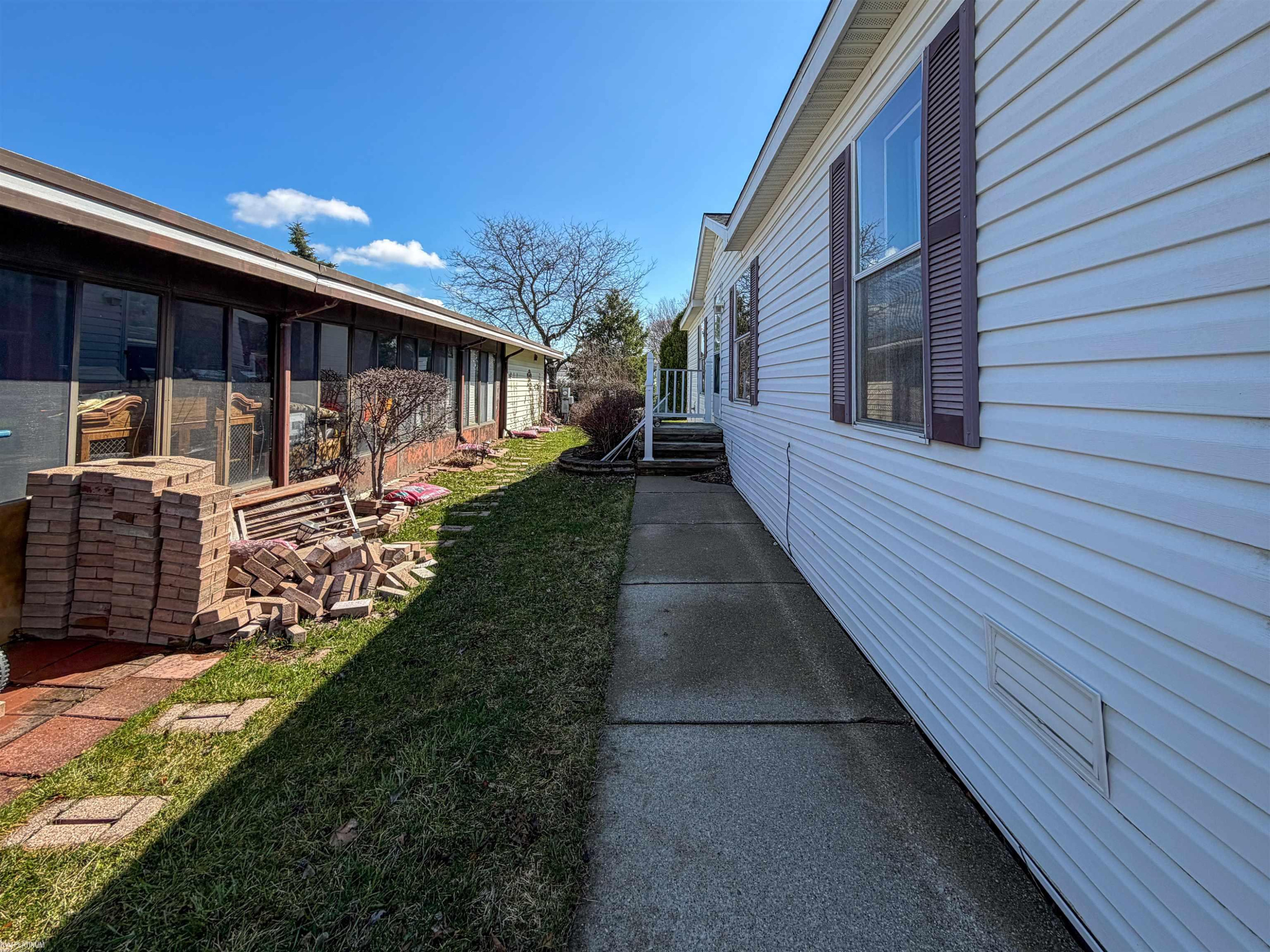 614 Kinglet Street, Rochester Hills, MI 48309 — Photo 4