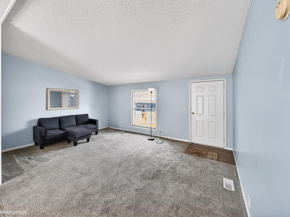 614 Kinglet Street, Rochester Hills, MI 48309 — Photo 6