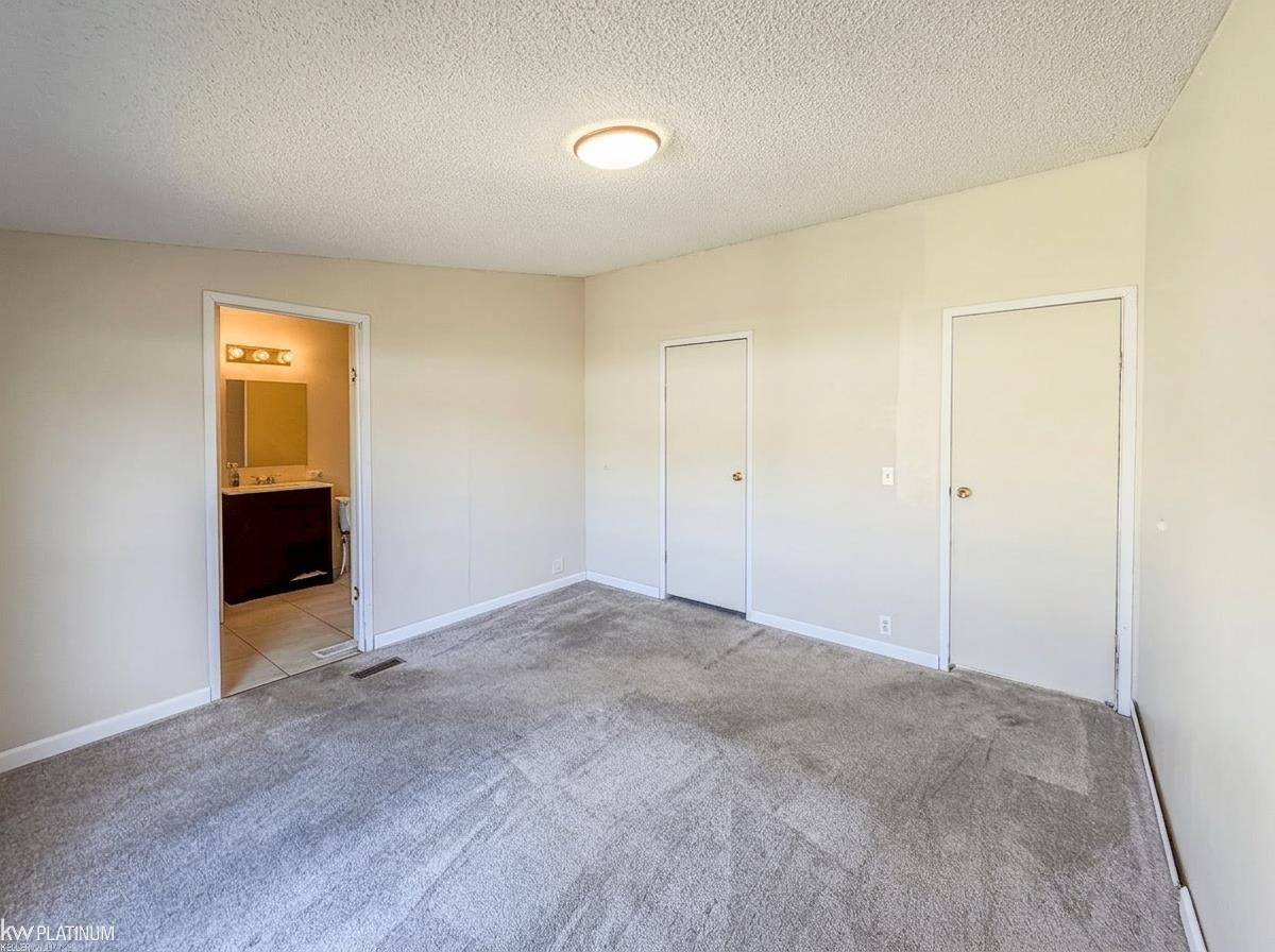 614 Kinglet Street, Rochester Hills, MI 48309 — Photo 12
