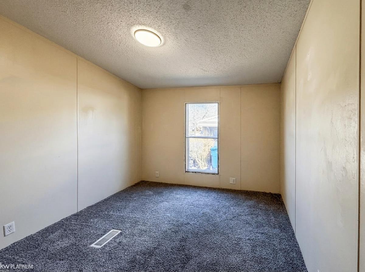 614 Kinglet Street, Rochester Hills, MI 48309 — Photo 23