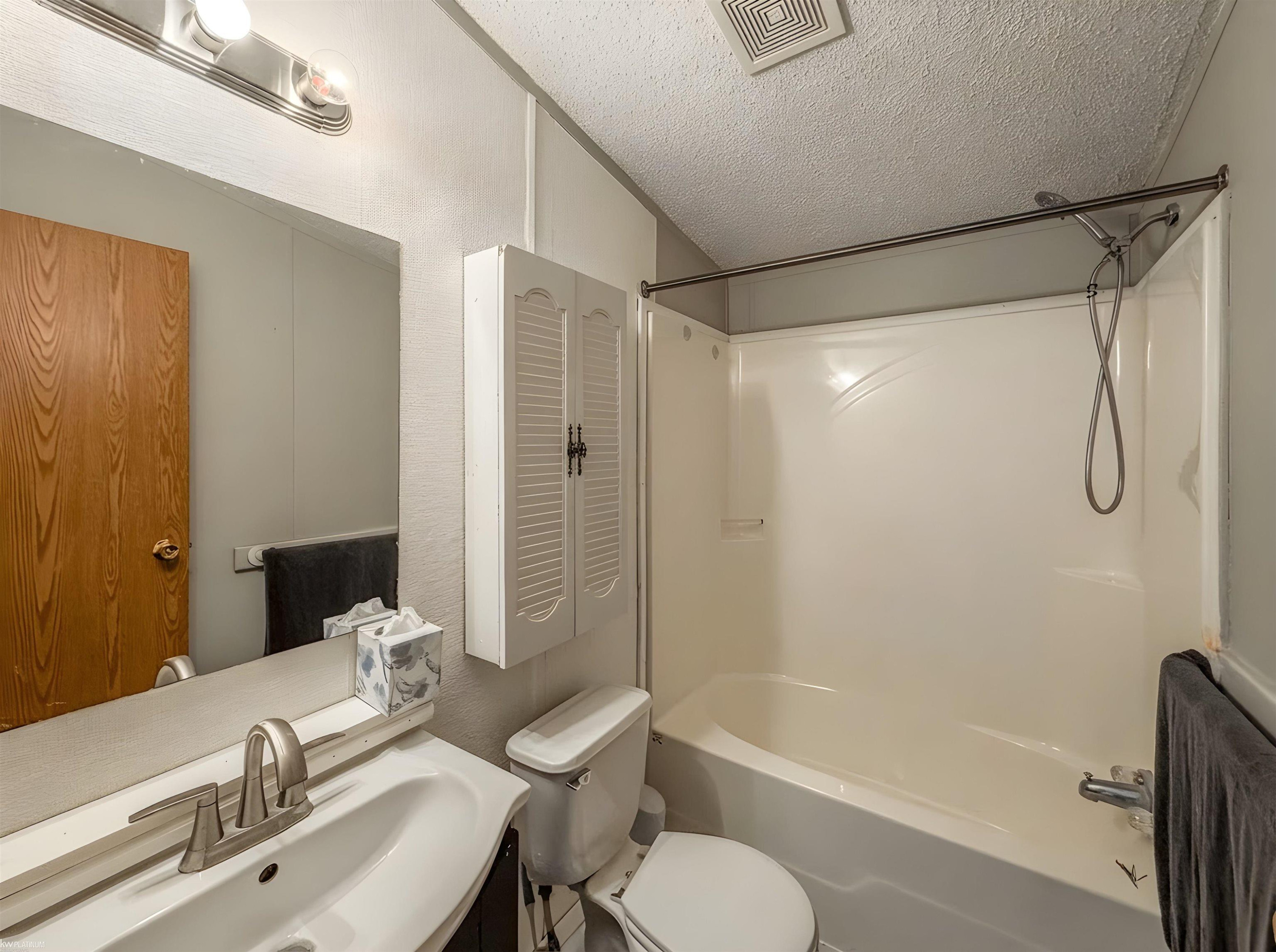 614 Kinglet Street, Rochester Hills, MI 48309 — Photo 24