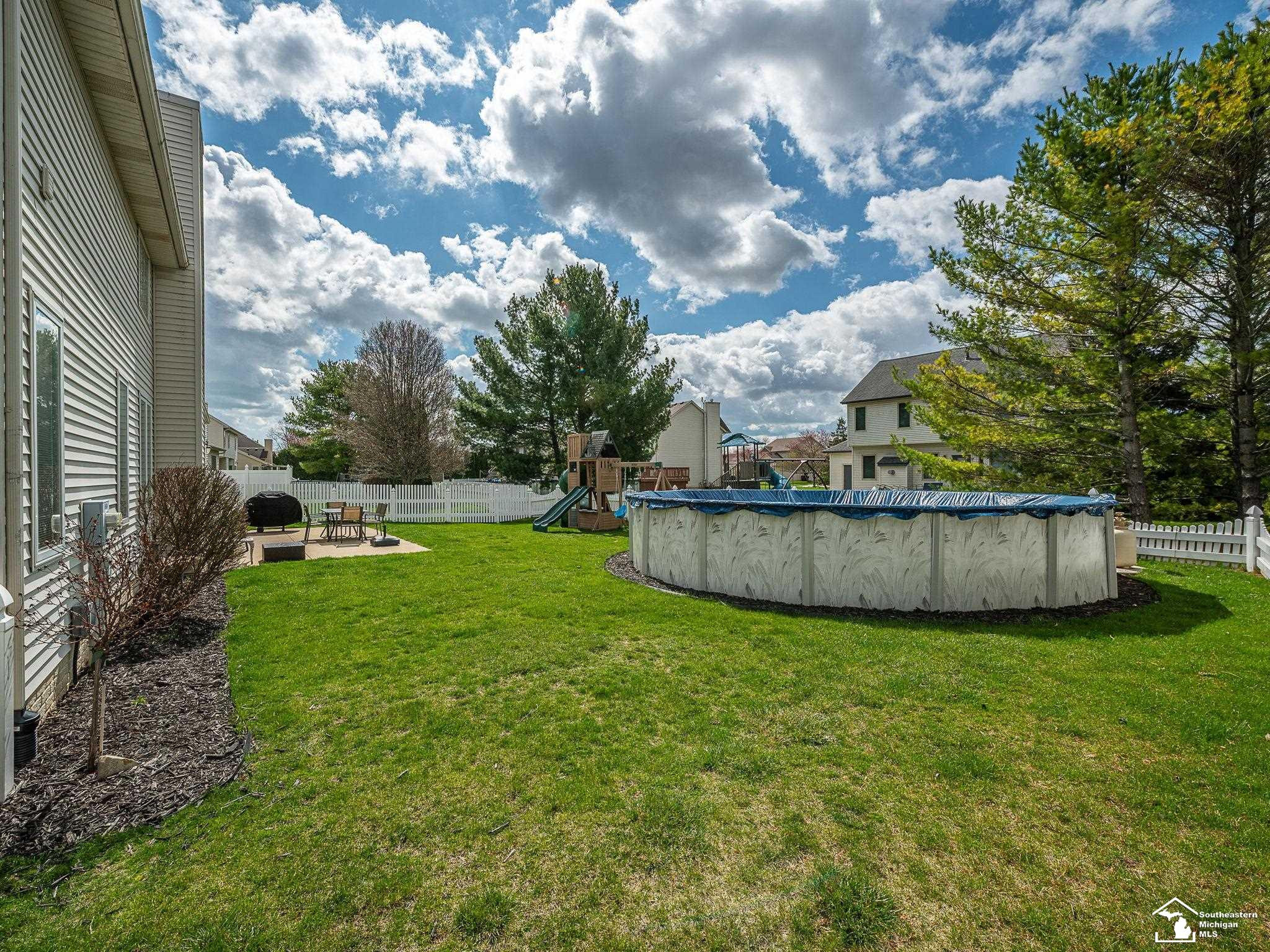 2906 W Country Lane, Monroe, MI 48162 — Photo 49