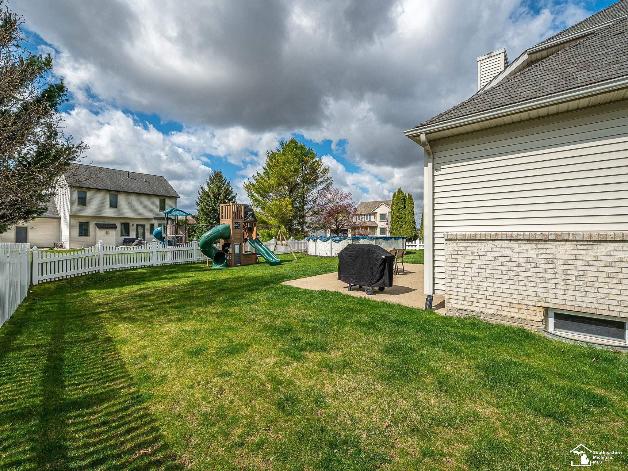 2906 W Country Lane, Monroe, MI 48162 — Photo 51