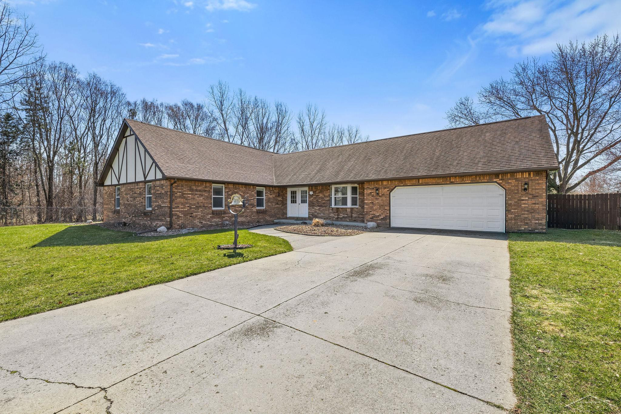 1815 Crescent Drive, Saginaw, MI 48604 — Photo 6