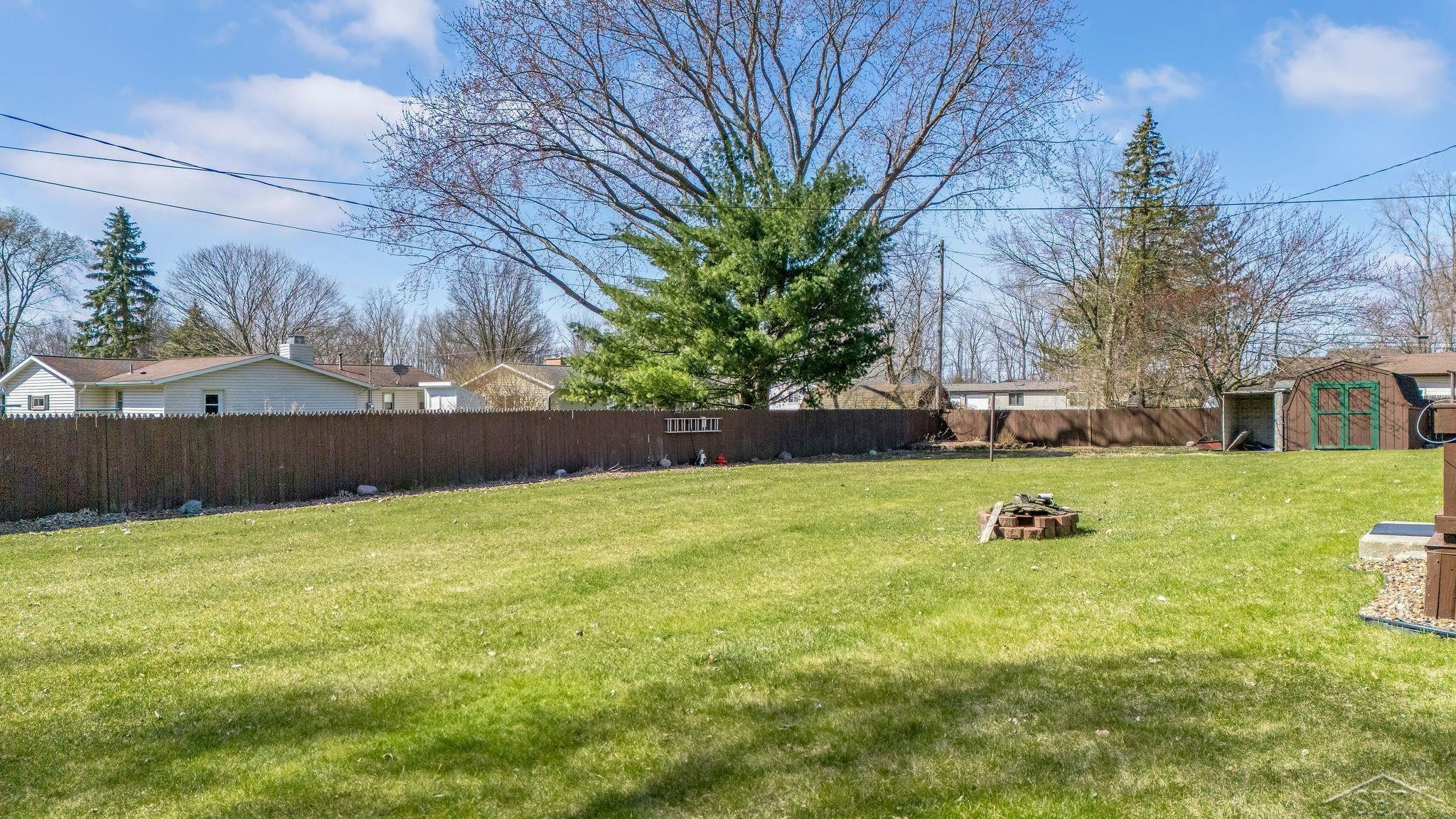 1815 Crescent Drive, Saginaw, MI 48604 — Photo 38