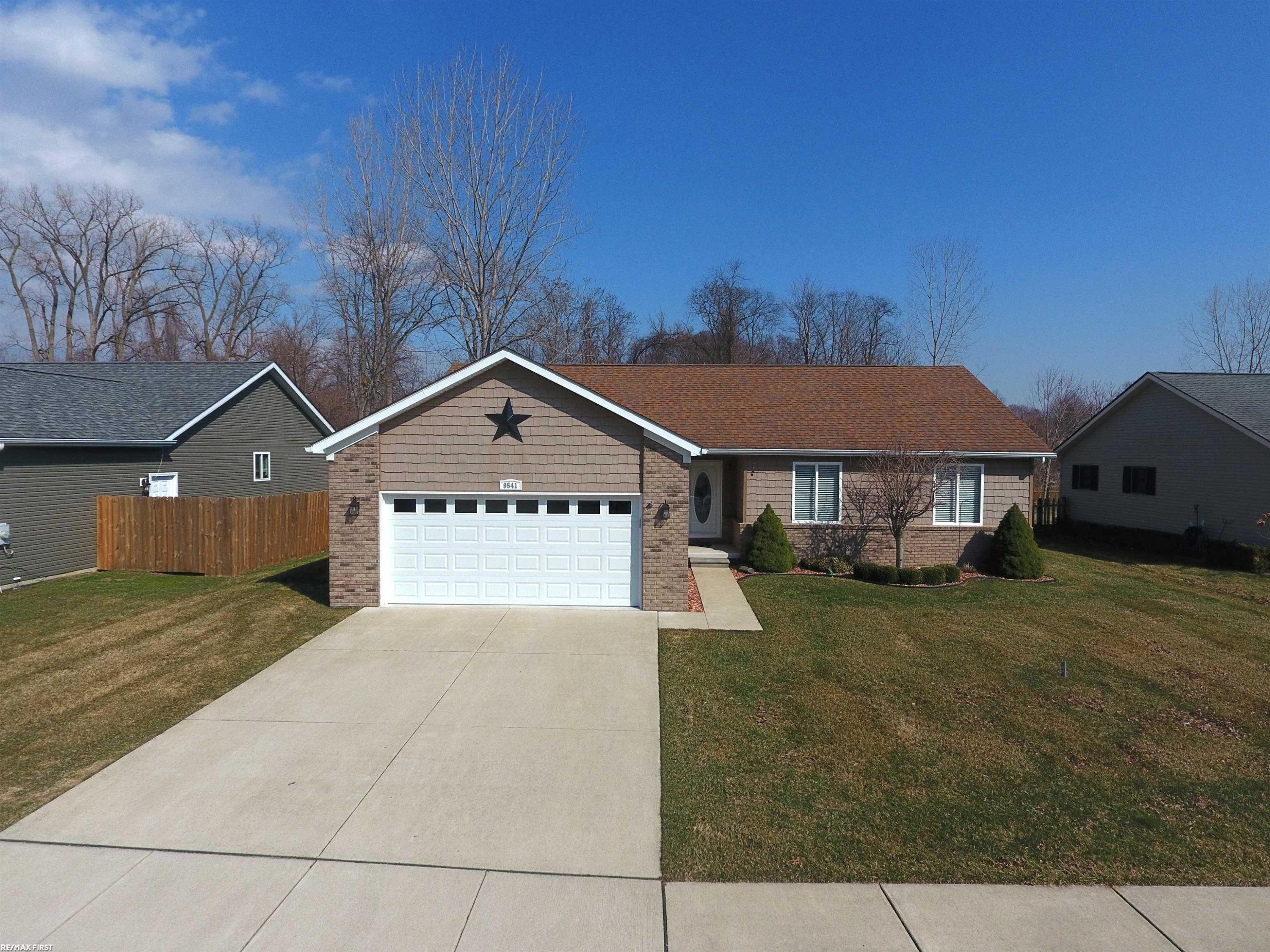 9541 Amy Road, Algonac, MI 48001 — Photo 4