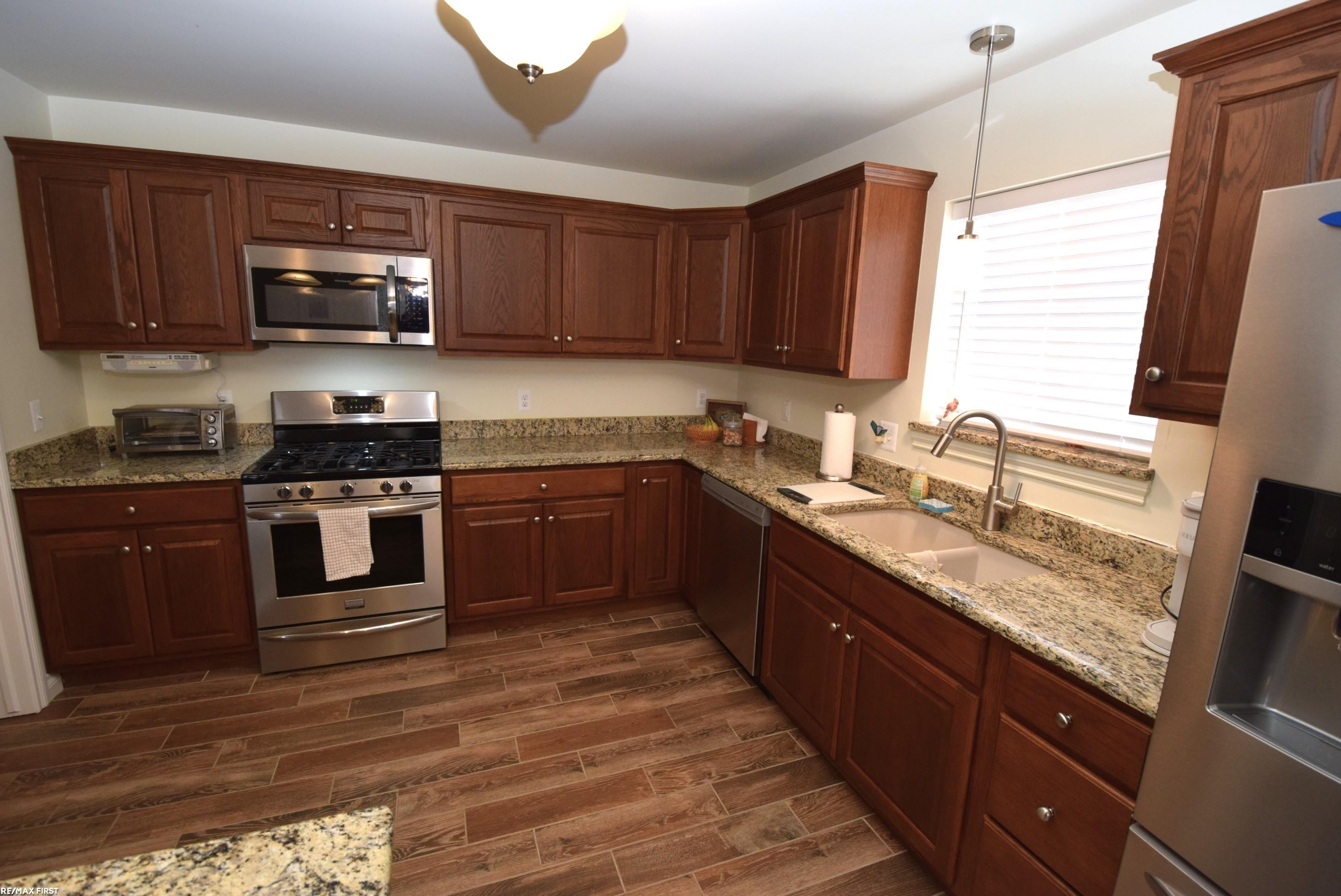 9541 Amy Road, Algonac, MI 48001 — Photo 21