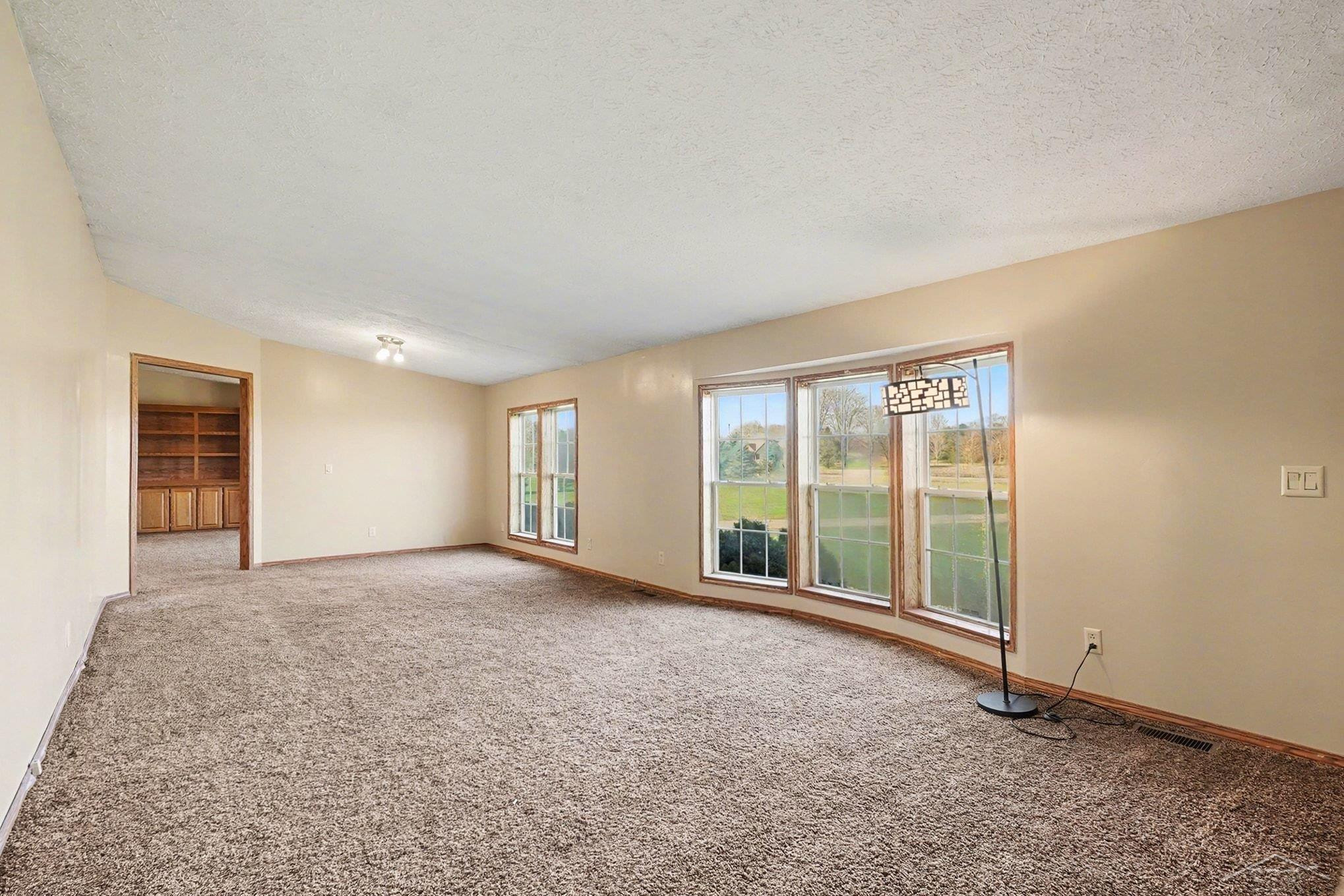 13195 Elms Road, Birch Run, MI 48415 — Photo 6