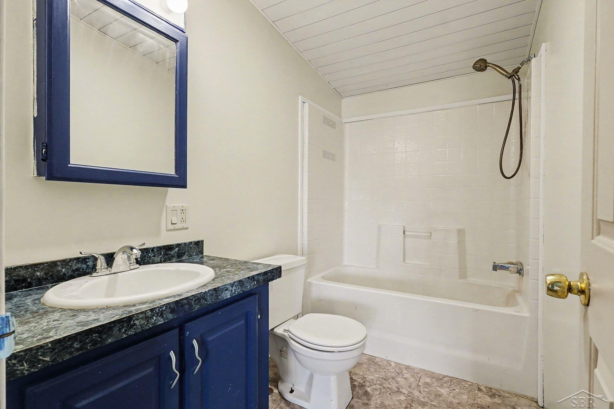 13195 Elms Road, Birch Run, MI 48415 — Photo 16